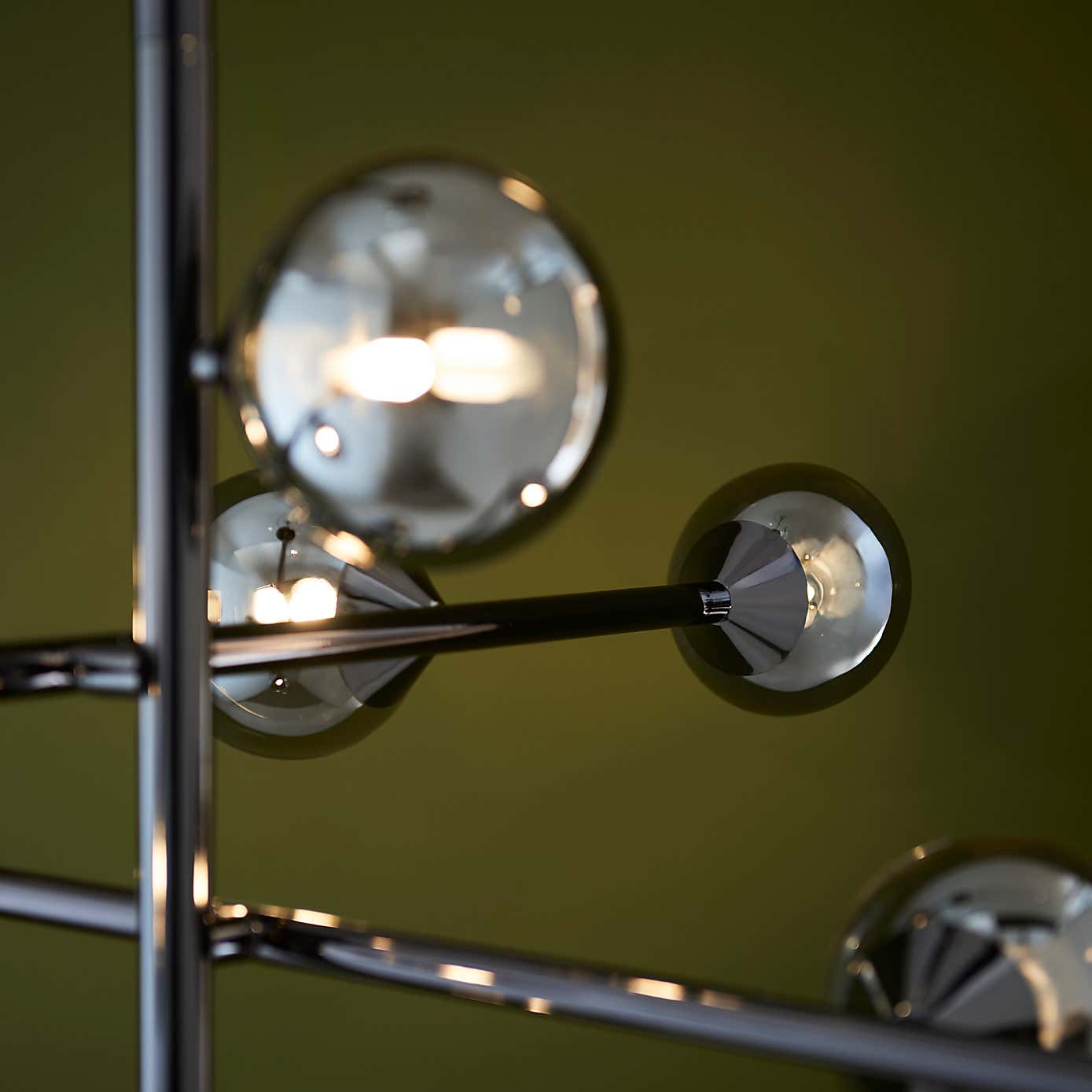 Vogue Willis Art Deco 10 Light Adjustable Pendant Light