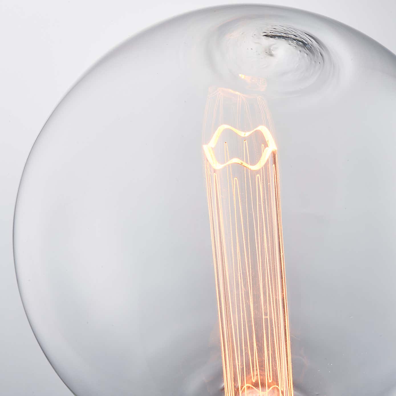 Endon 2.8 Watt ES LED Globe Bulb