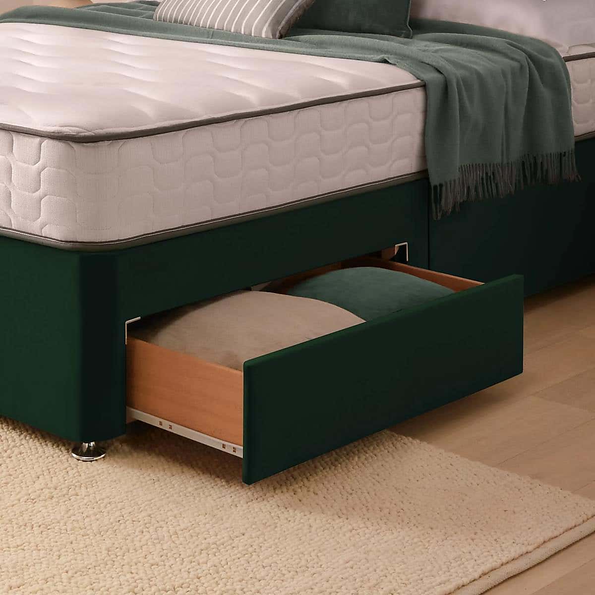 Silentnight 2 Drawer Divan Bed With Velvet Wave Headboard