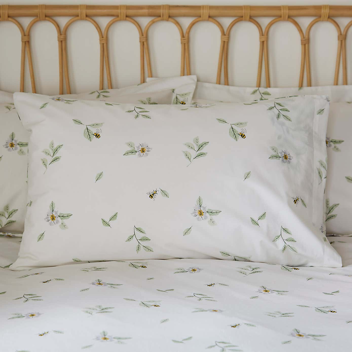Willow Trail Duvet Cover and Pillowcase Set