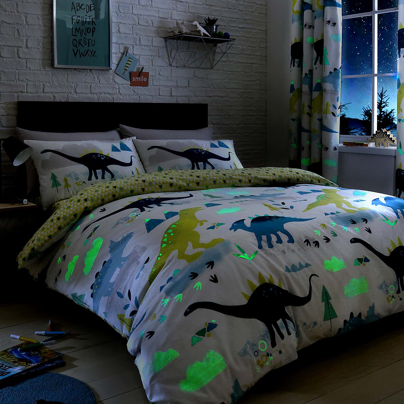 Glow in the Dark Dinosaur Duvet Cover & Pillowcase Set