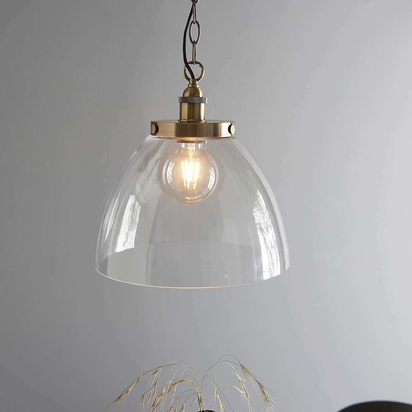 Vogue Tobermory Grand Industrial Adjustable Pendant Light