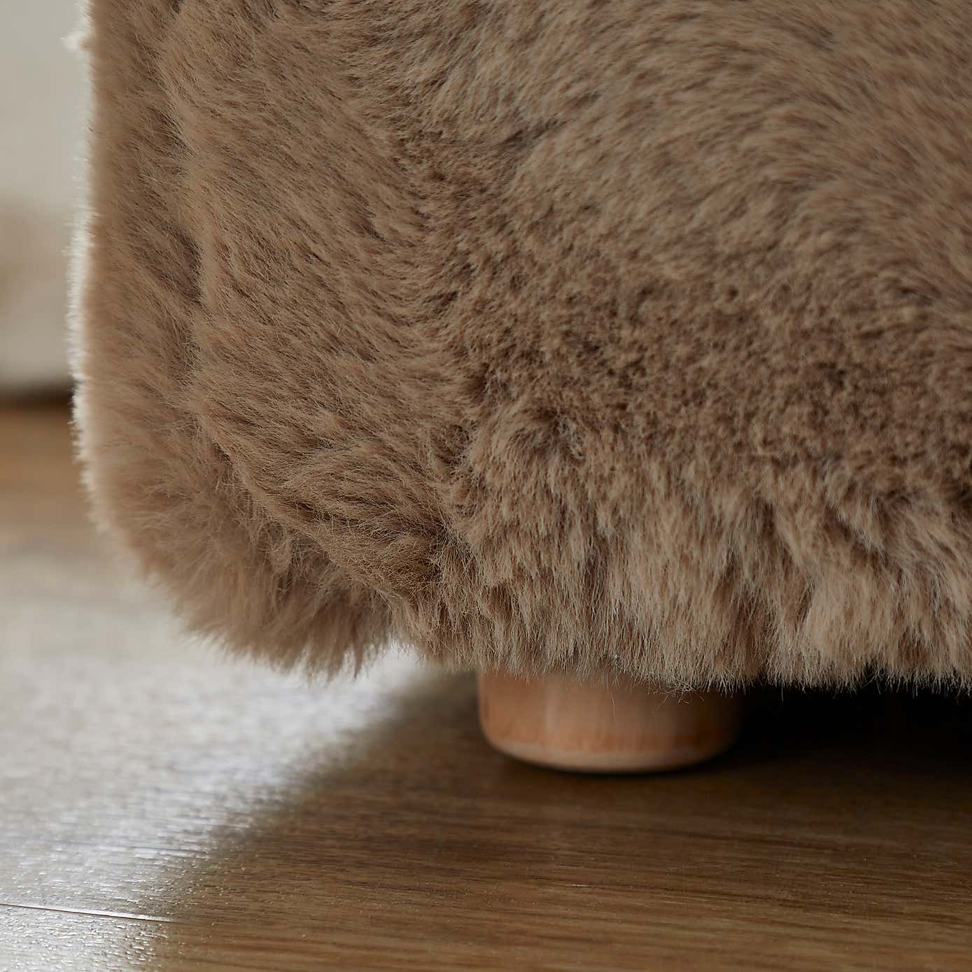 Elysia End of Bed Ottoman, Faux Fur