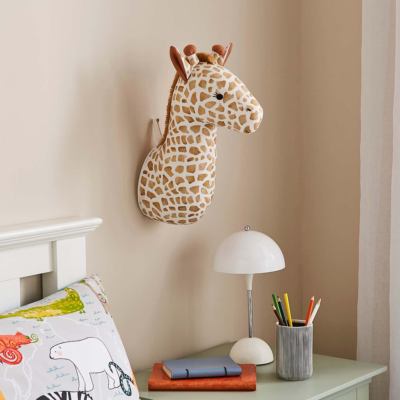 Giraffe Wall Head