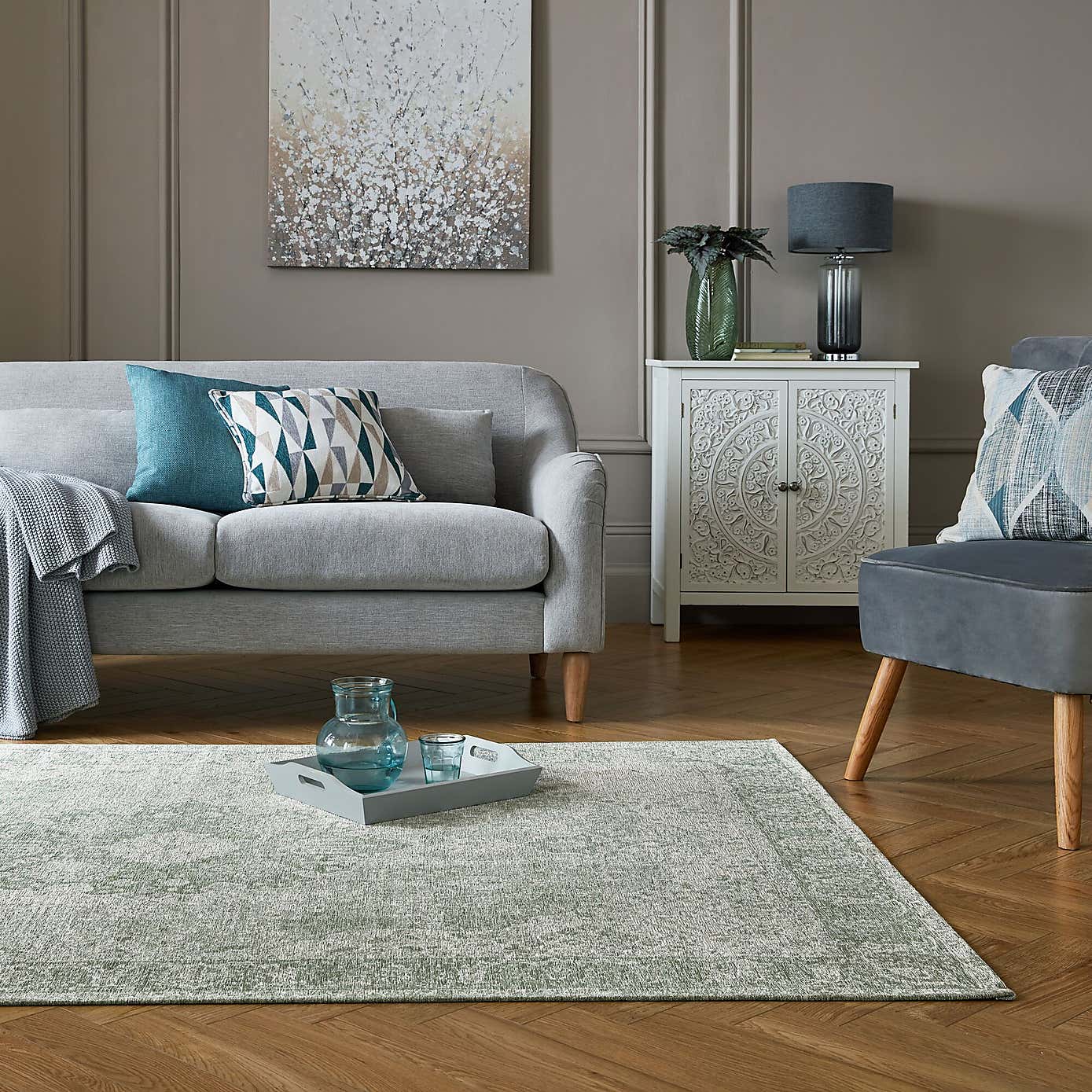 Mila Traditional Rug