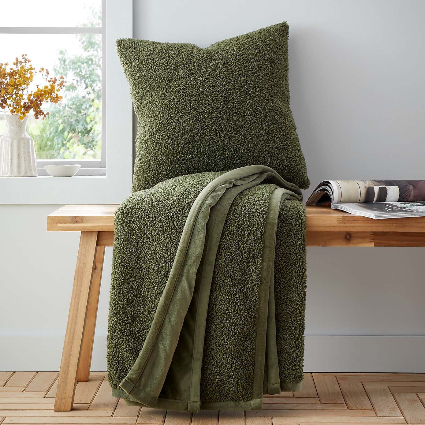 So Soft Velvet Boucle Throw 130cm x 170cm