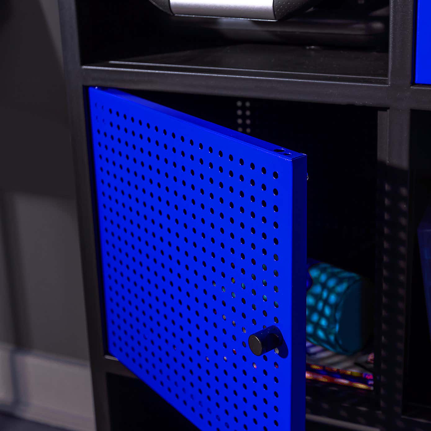 X Rocker Mesh Tek Tall 6 Cube Storage Unit