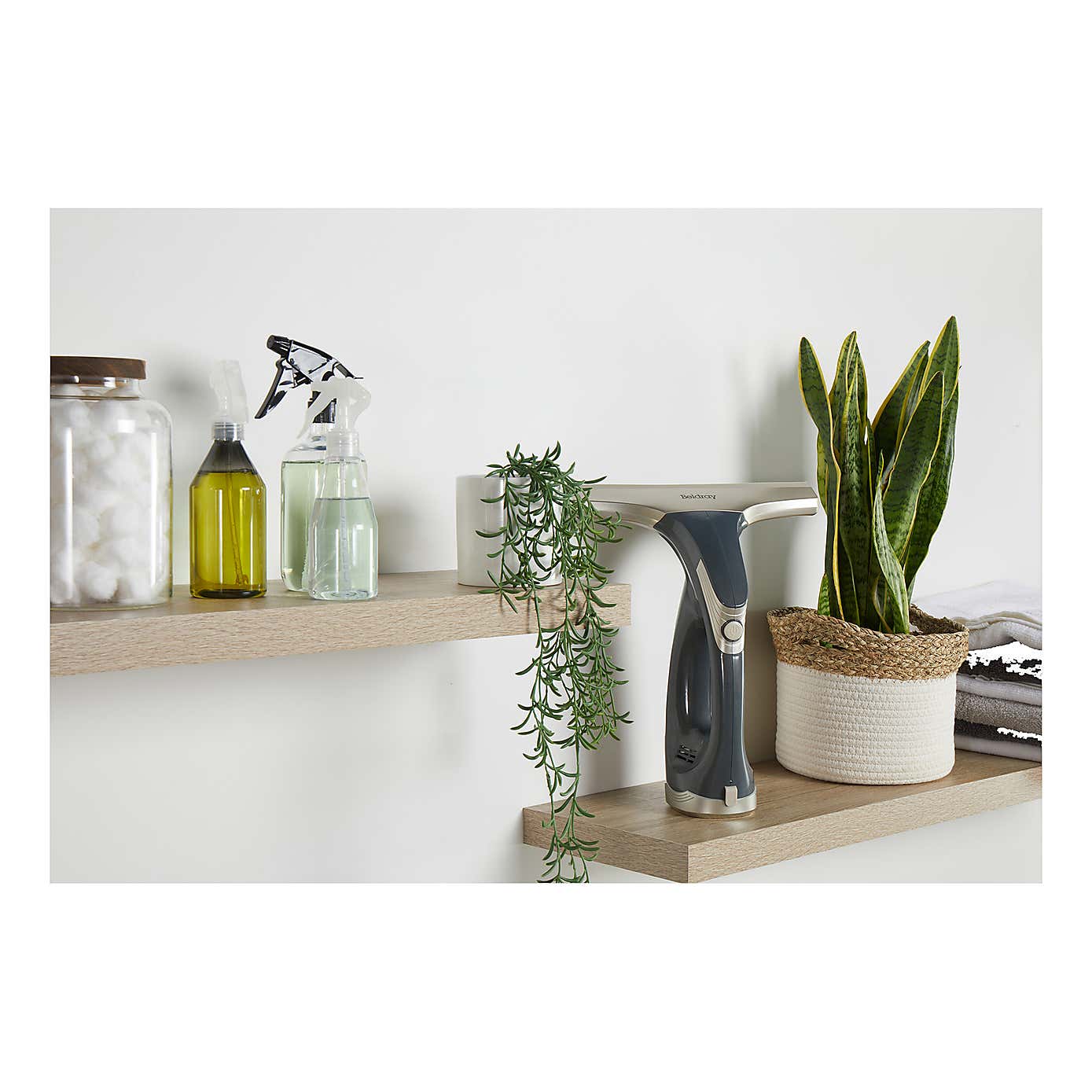 Beldray Window Vacuum