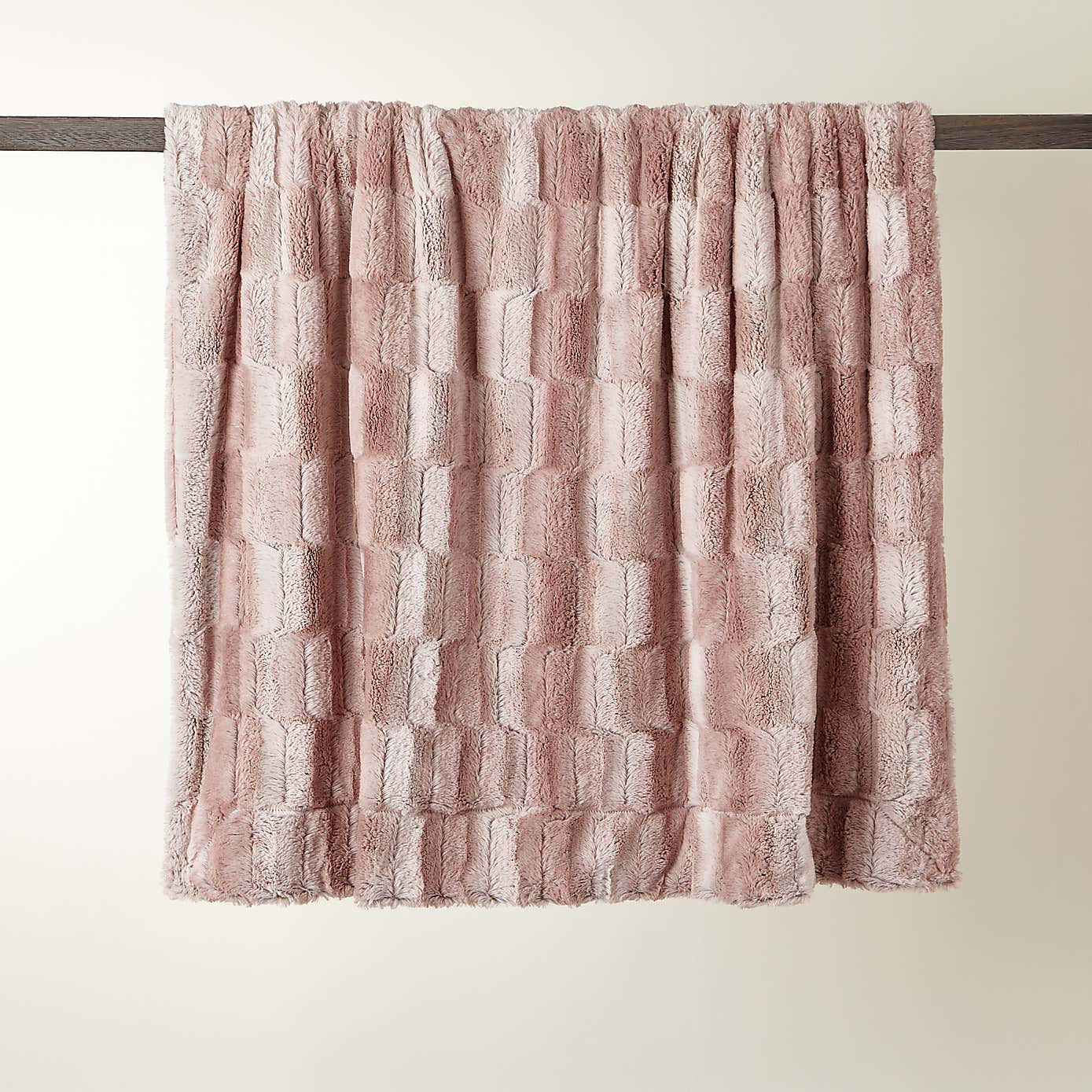 Plush Faux Fur 130cm x 180cm Throw