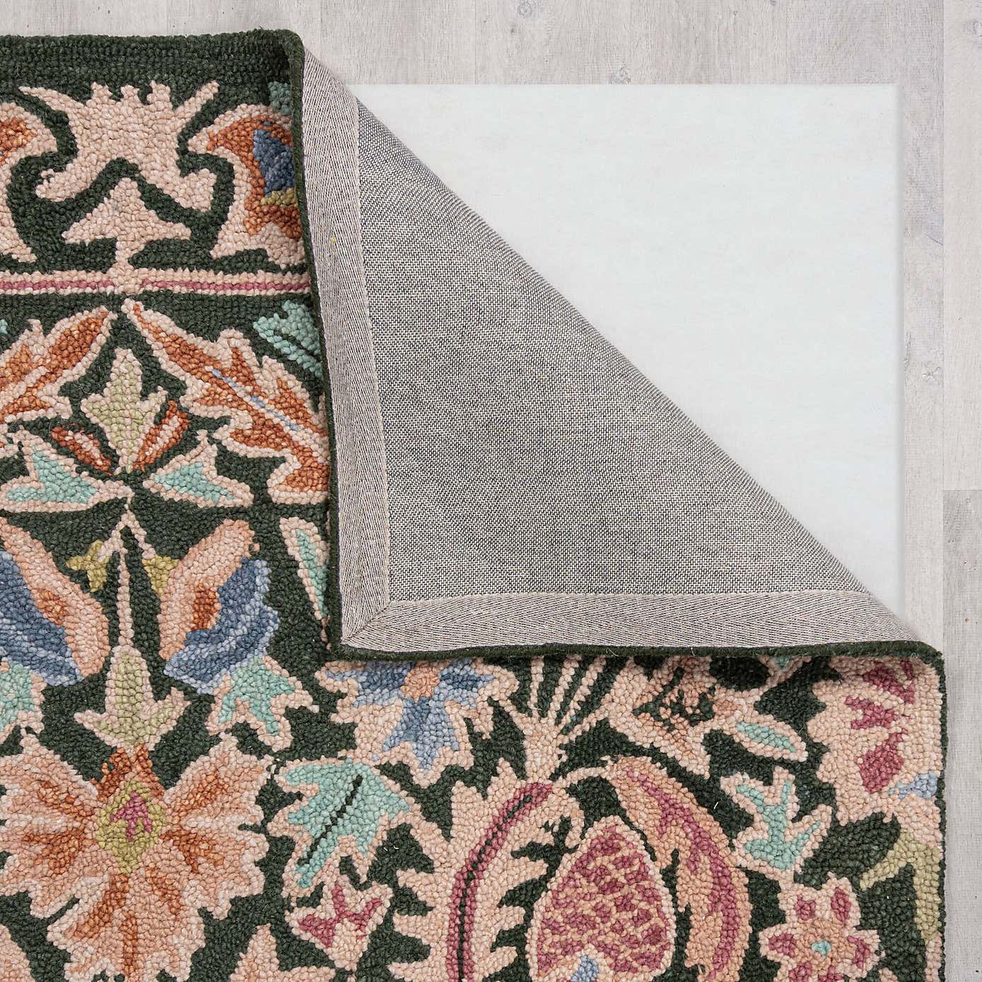Annalise Mid Century Floral Wool Rug