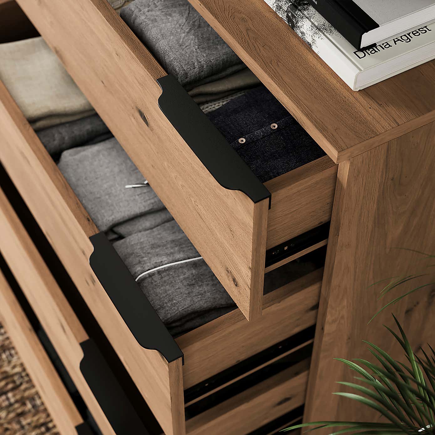 Reynolds 4 Drawer Chest