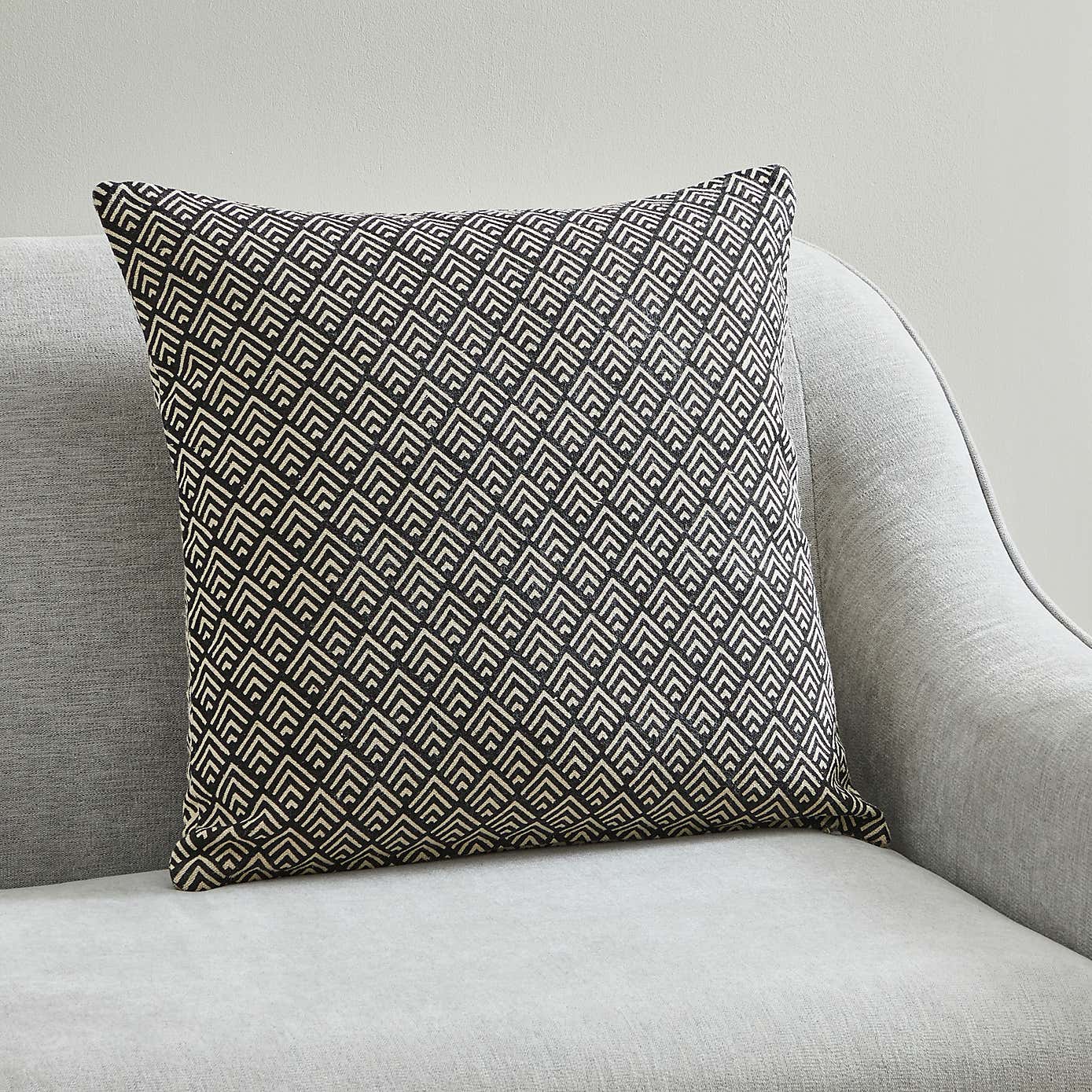 Chevron Repeat Cushion