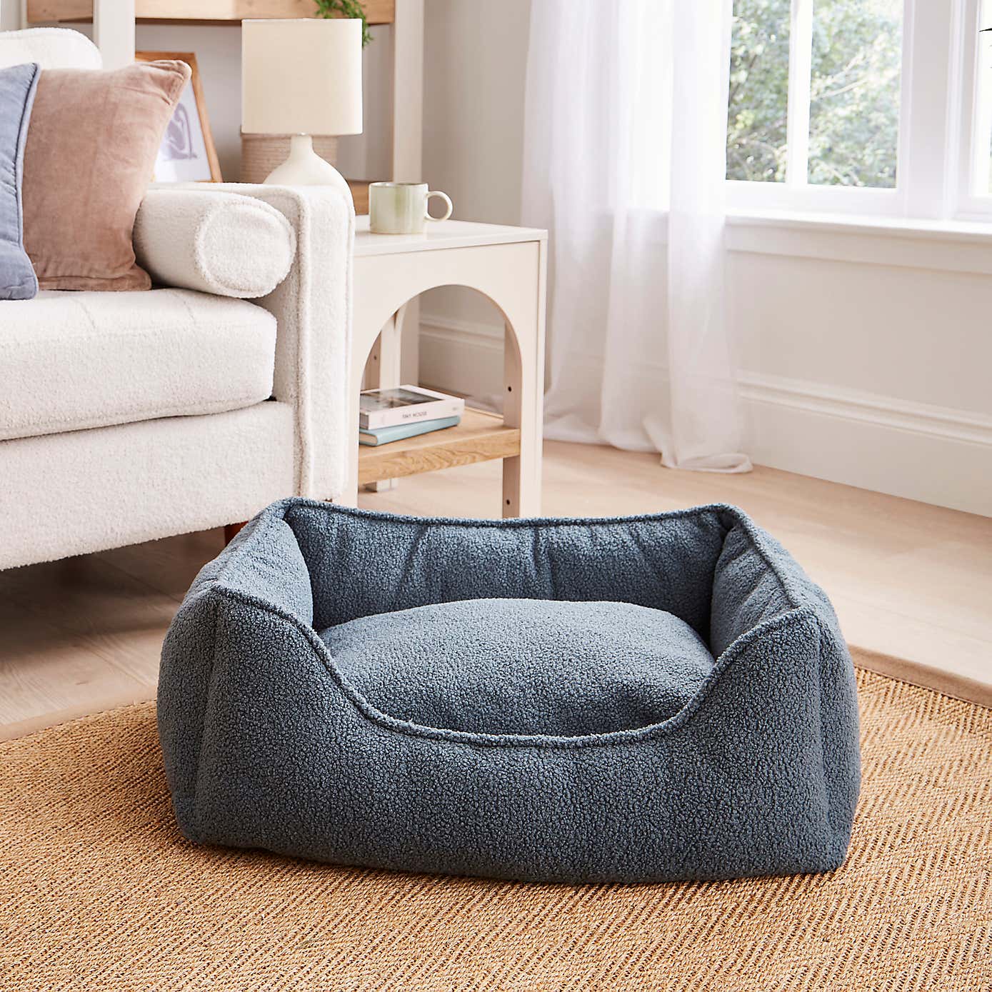 Sherpa Box Pet Bed