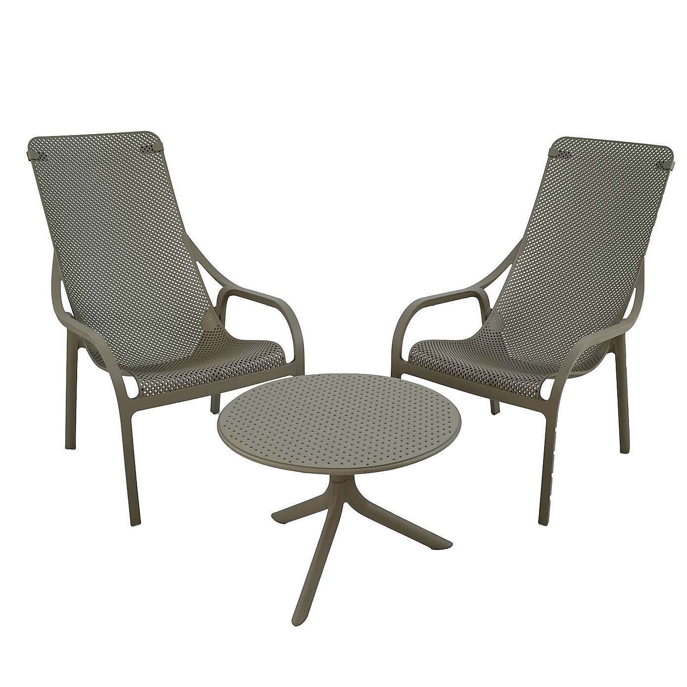 Nardi Step Low Round Table with 2 Net Lounge Chairs
