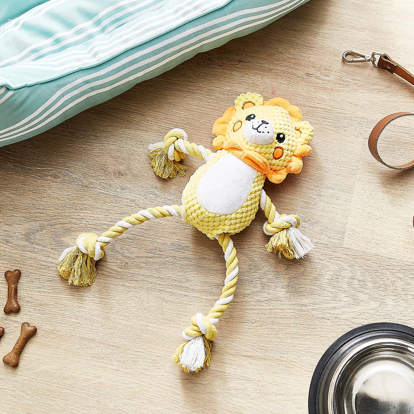 Lion Rope Pet Toy with Squeaker