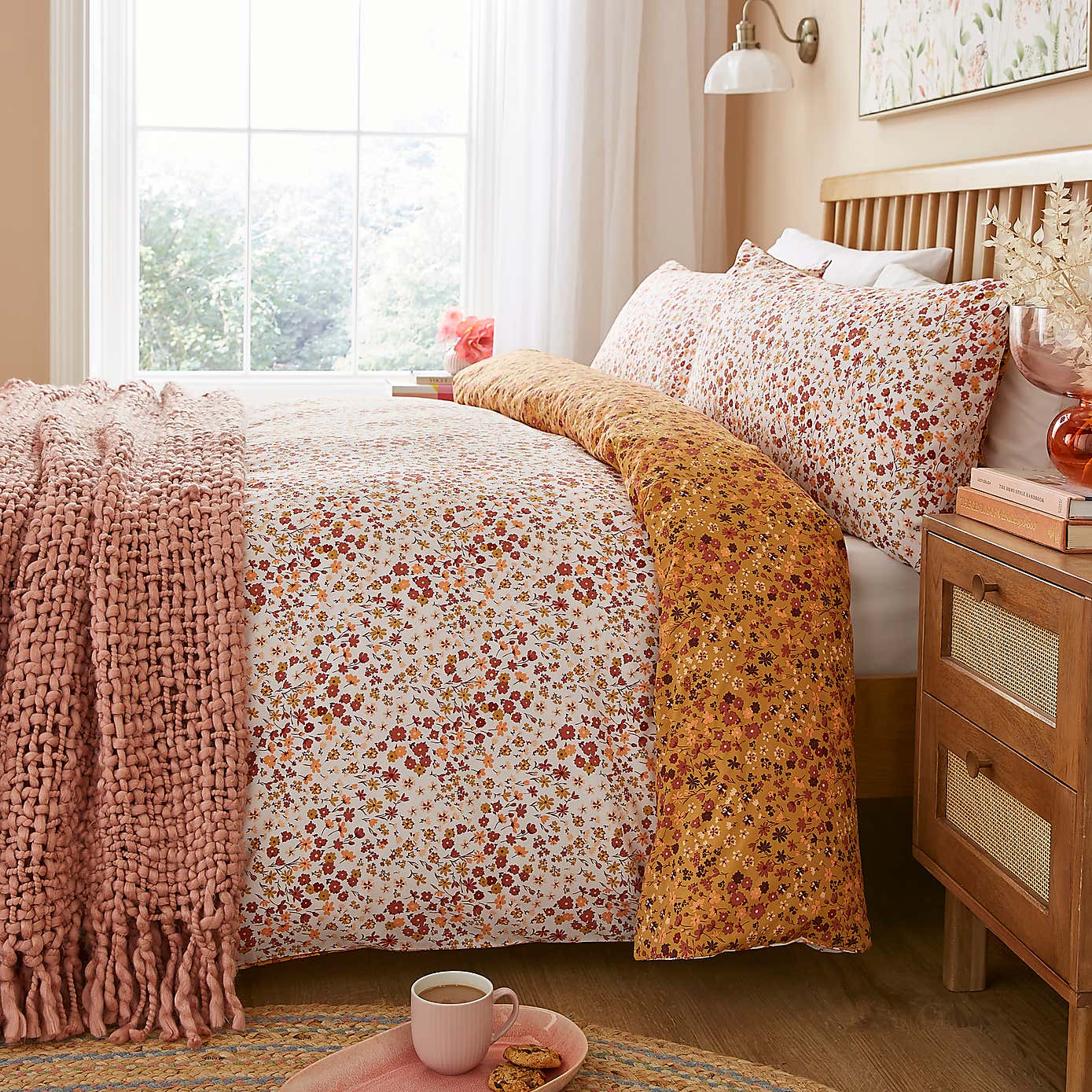 Novie Floral Polycotton Duvet Cover & Pillowcase Set