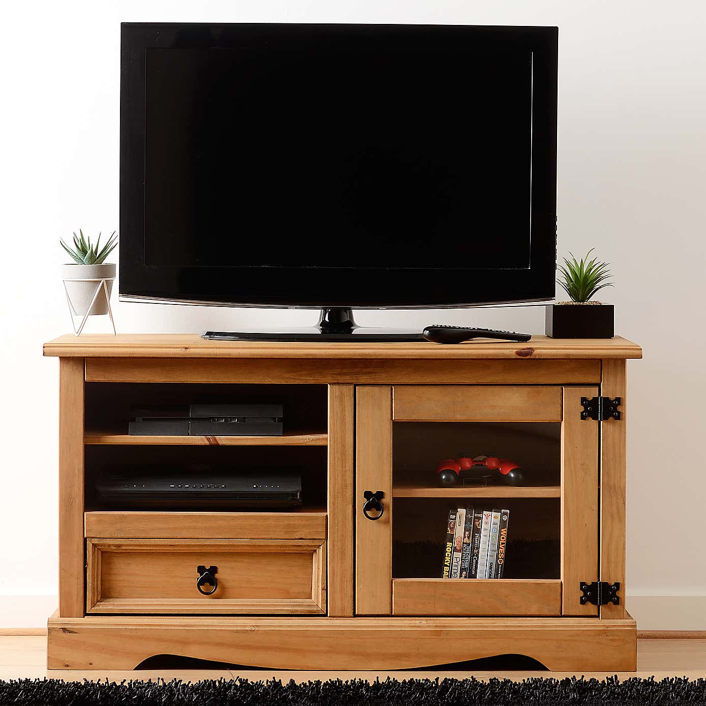 Corona TV Stand