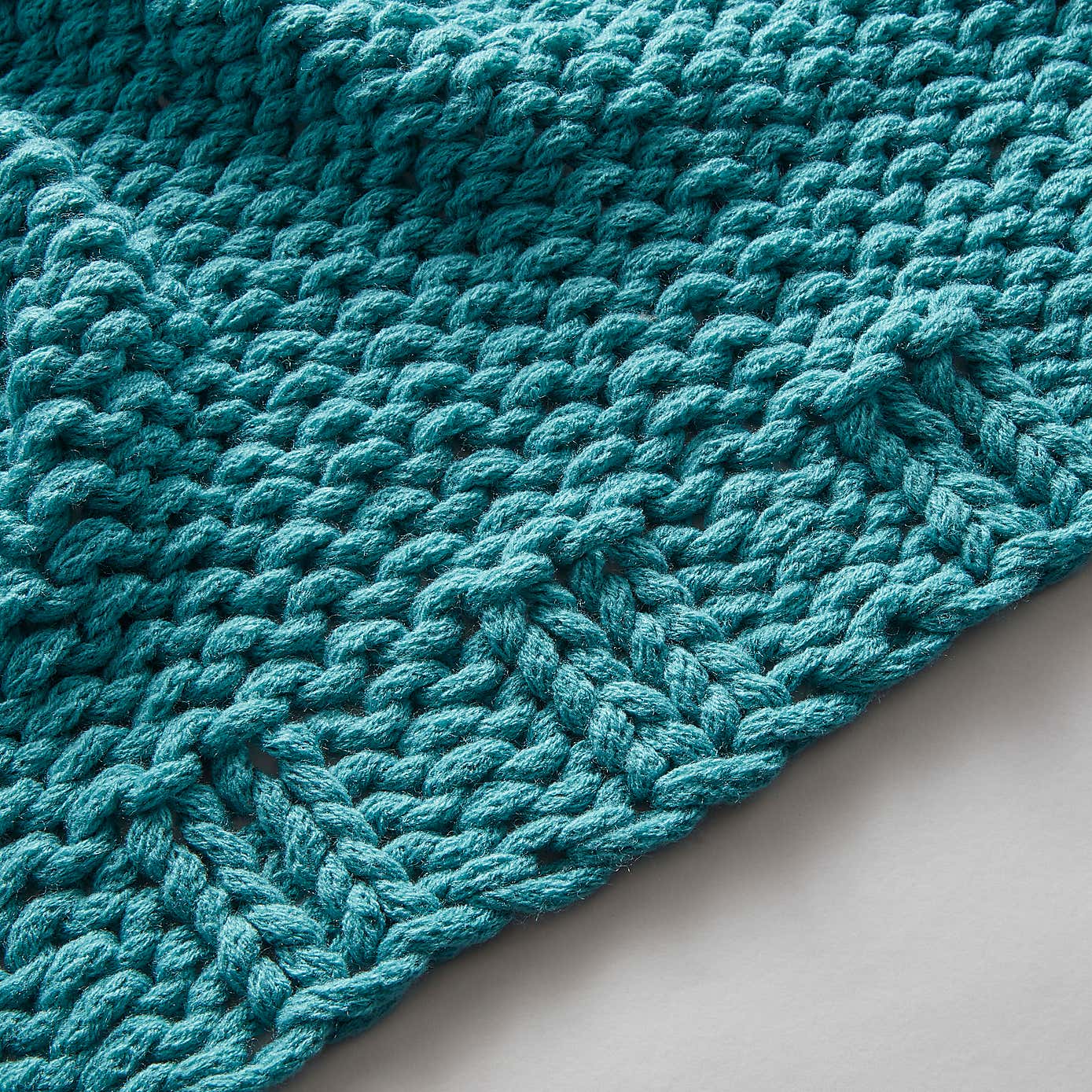 Chunky Knit Recycled Throw 130cm x 170cm