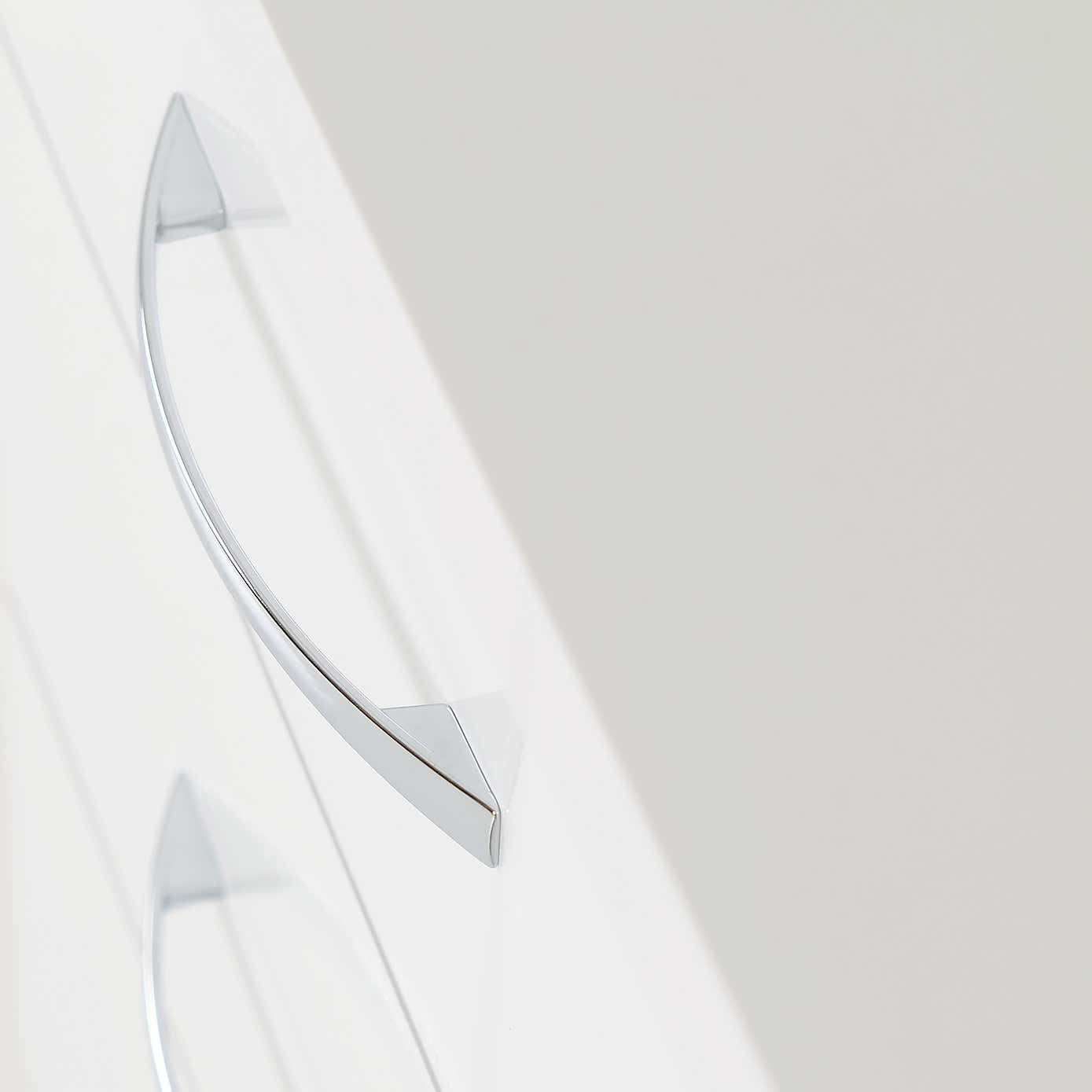 Nevada Slim 5 Drawer Chest