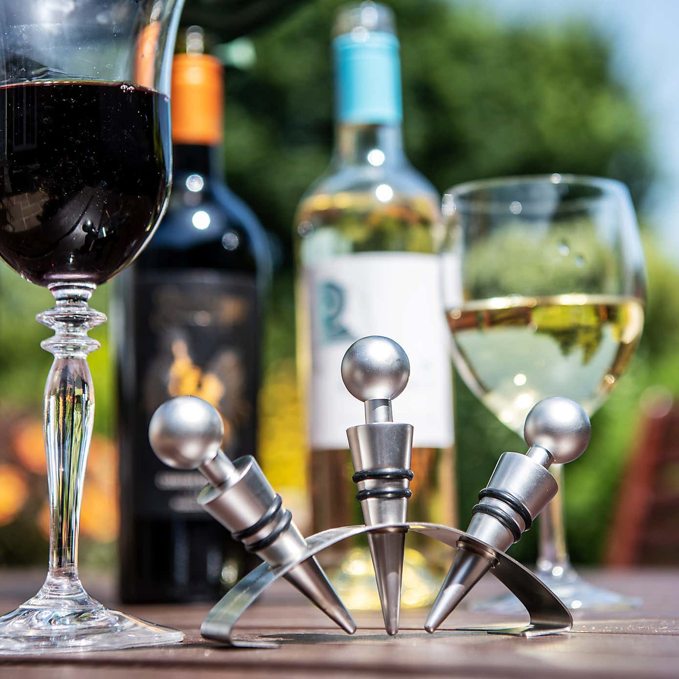 Dexam CellarDine Three Piece Wine Stopper Set with Stand