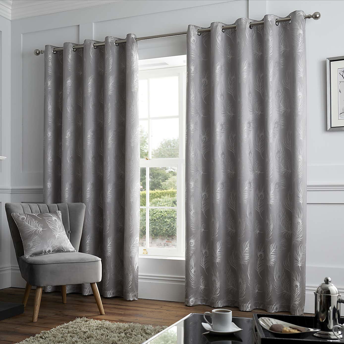 Feather Jacquard Eyelet Curtains