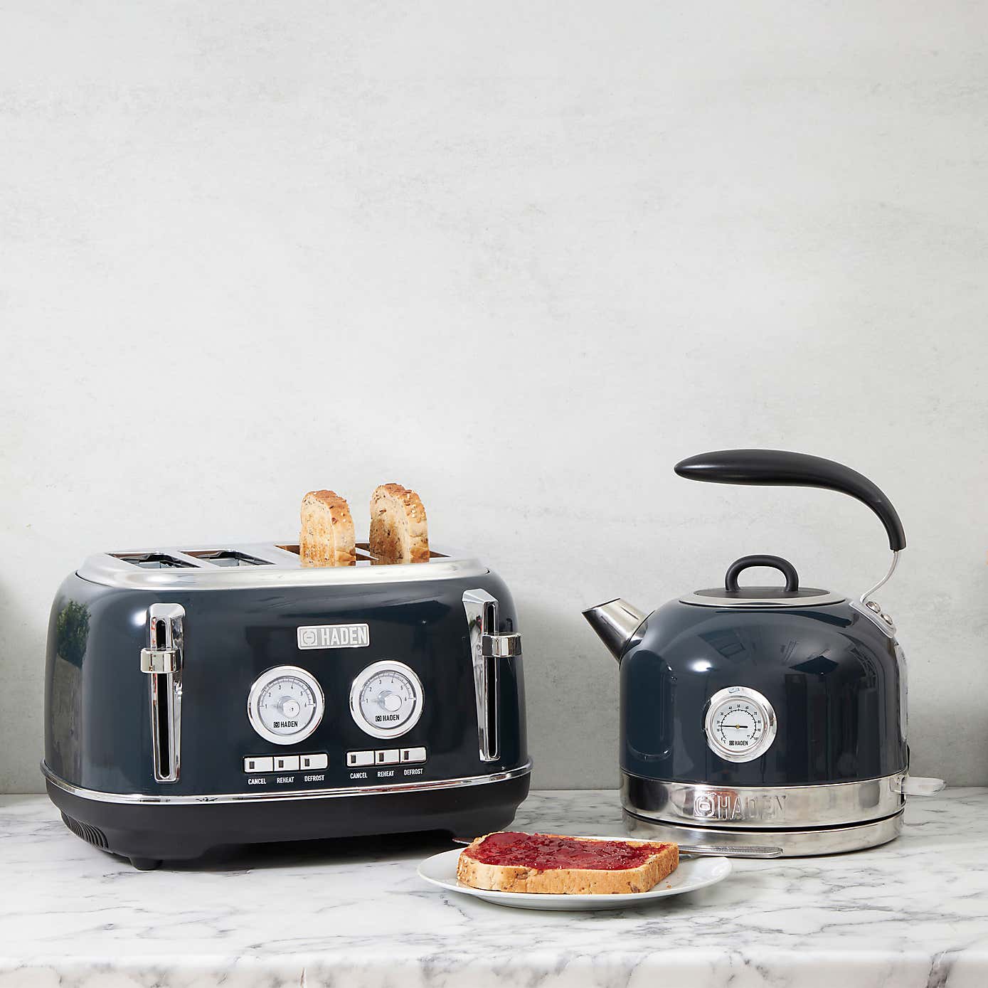 Haden Jersey 4 Slice Toaster