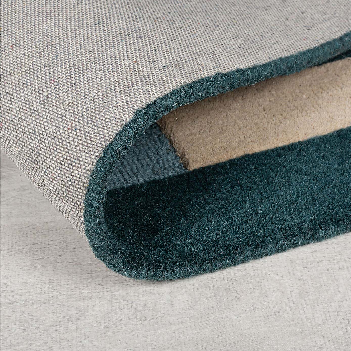 Labyrinth Shaped Wool Rug