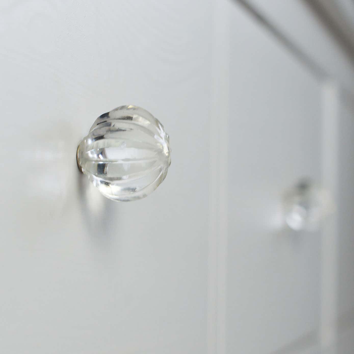Set of 6 Nicola Spring Round Glass Cabinet Knobs