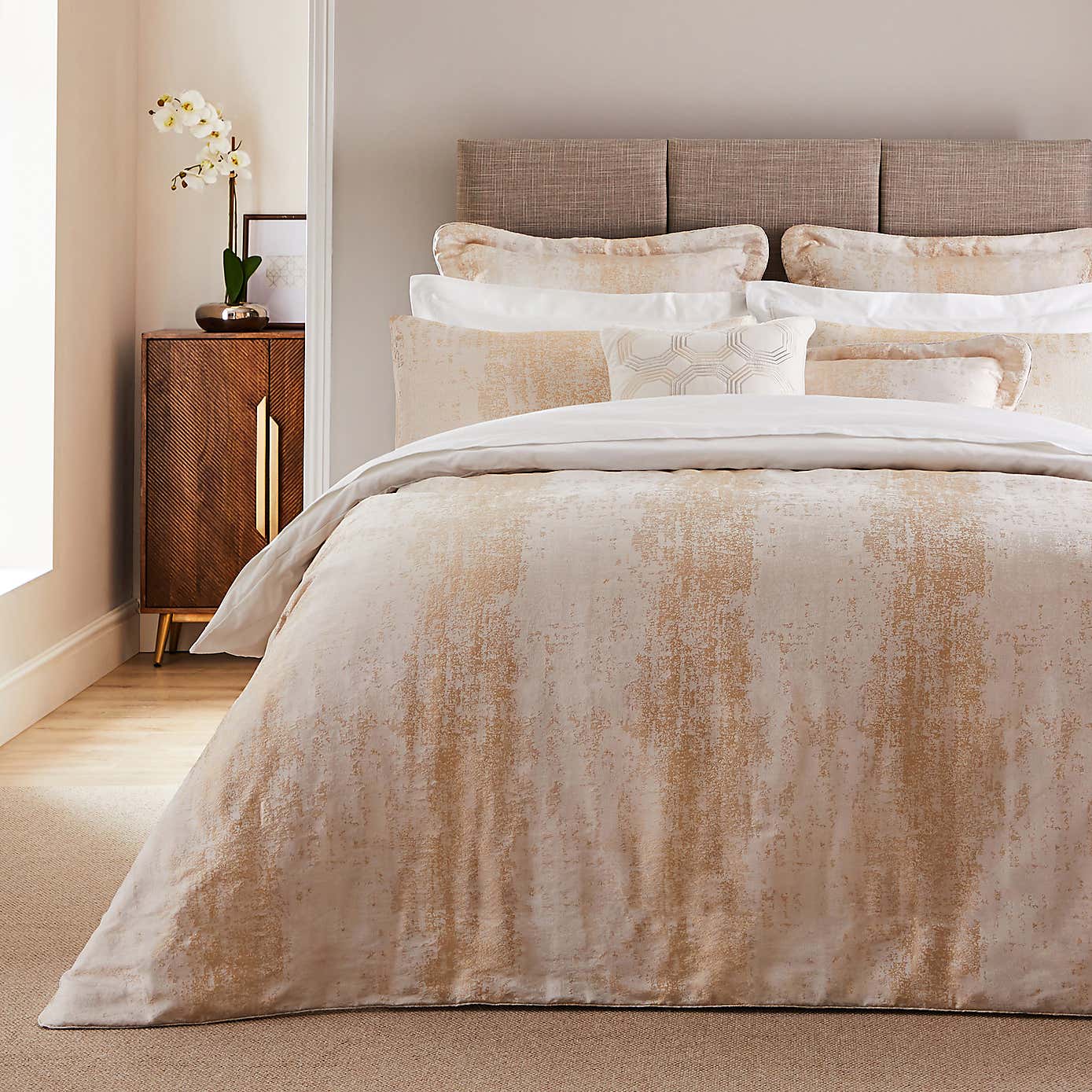 Dorma Corinthia Duvet Cover and Pillowcase Set
