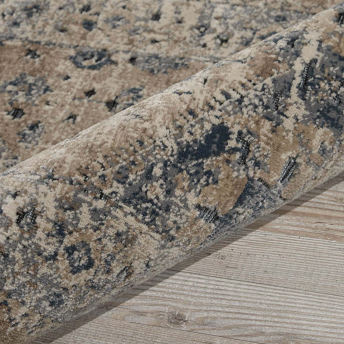 Beige and Blue Malta 2 Runner