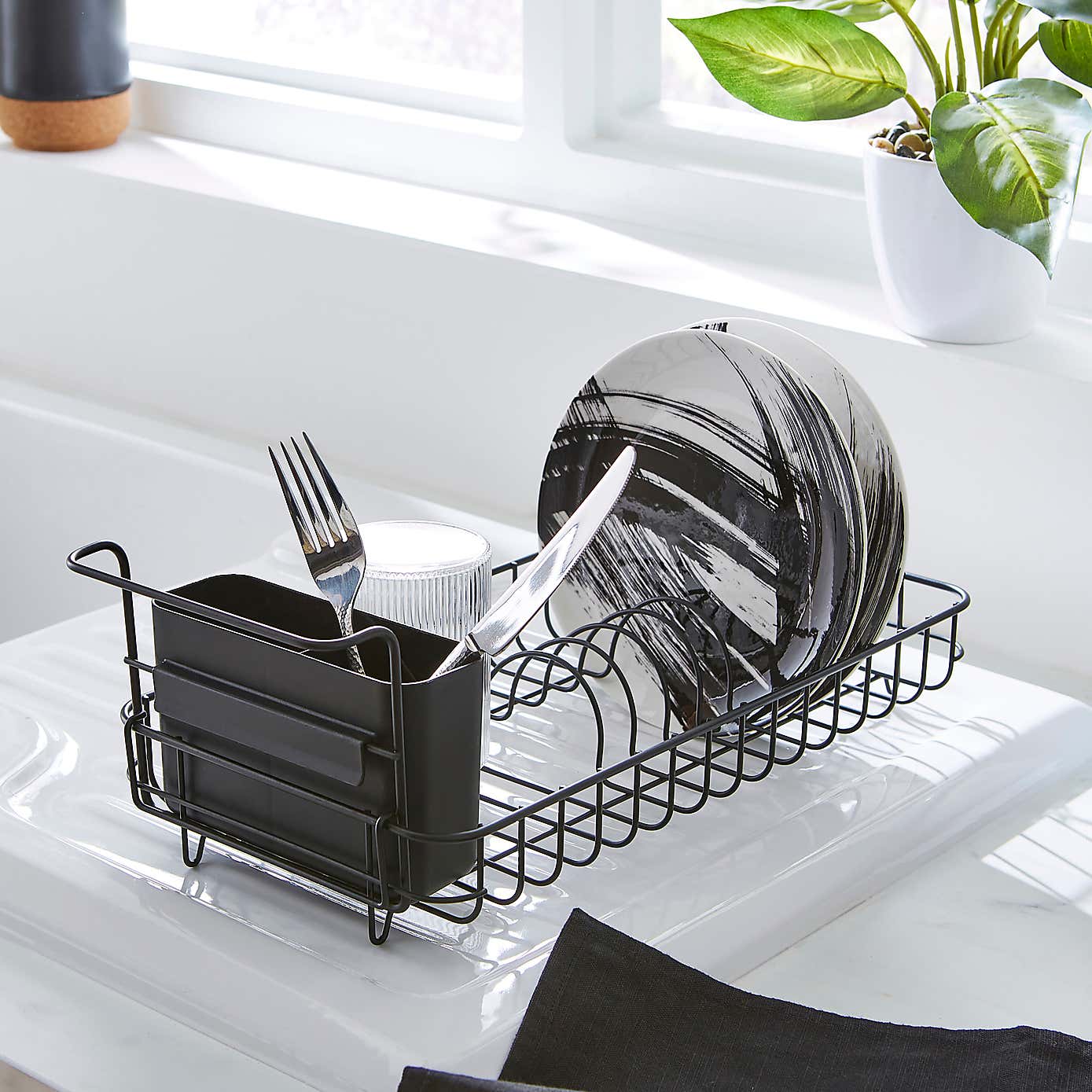 Compact Iron Steel Black Dish Rack