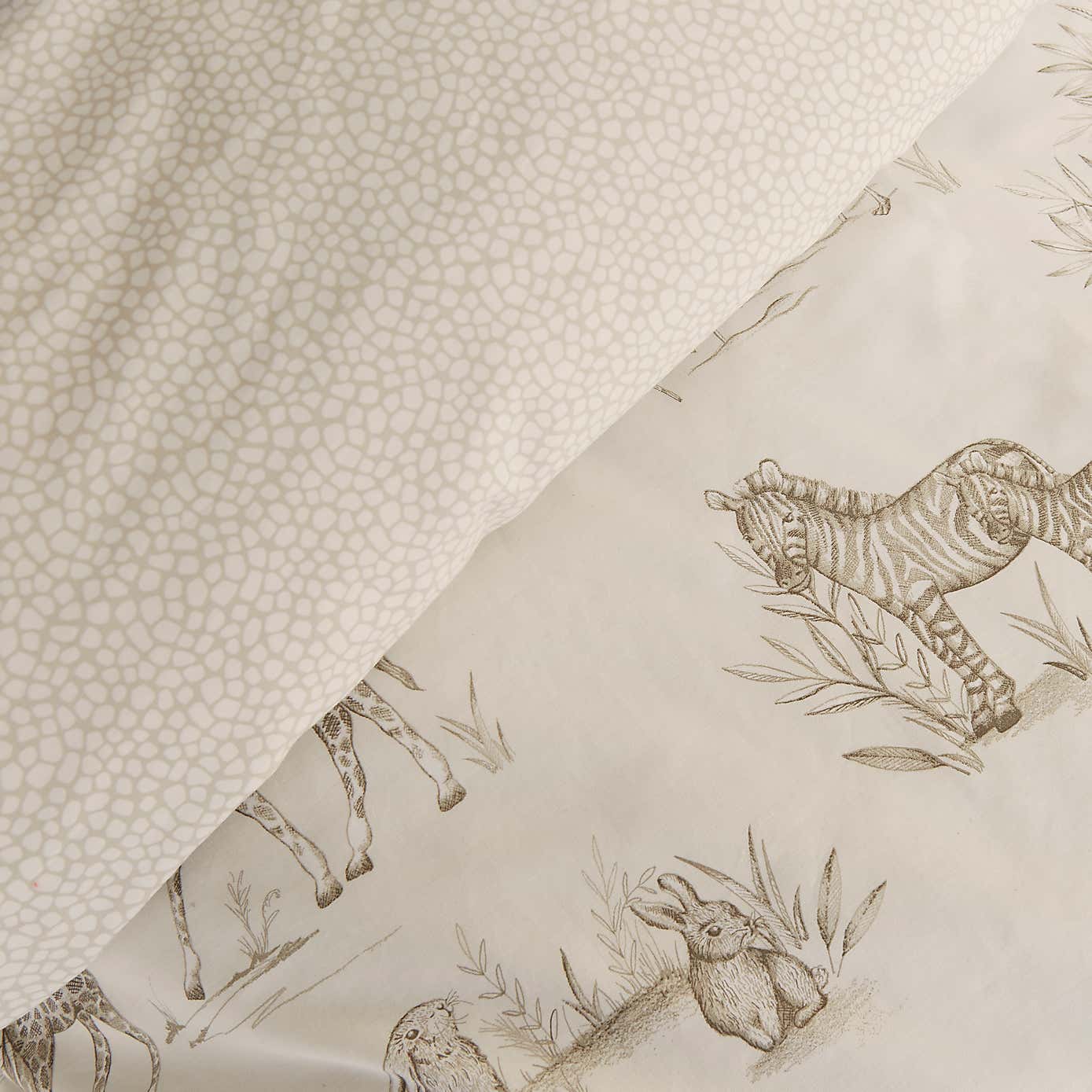 Sketched Animal Duvet Cover and Pillowcase Set