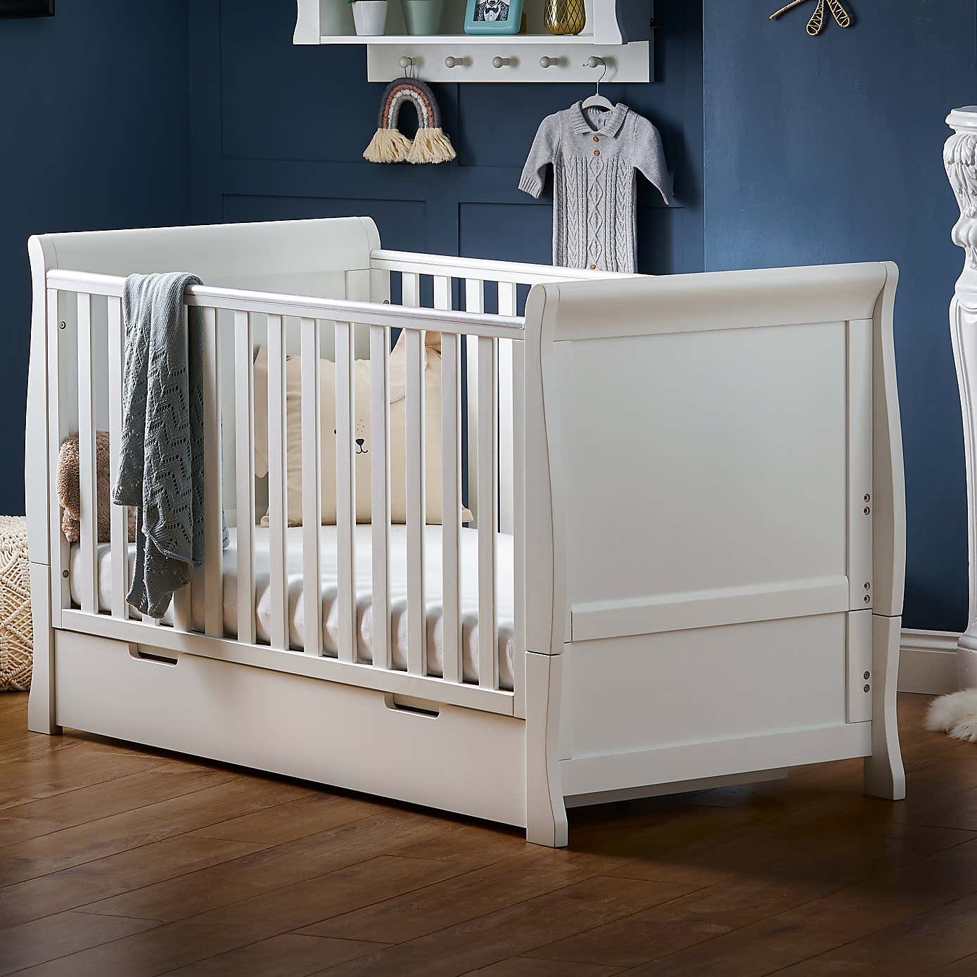 OBaby Stamford Classic Cot Bed