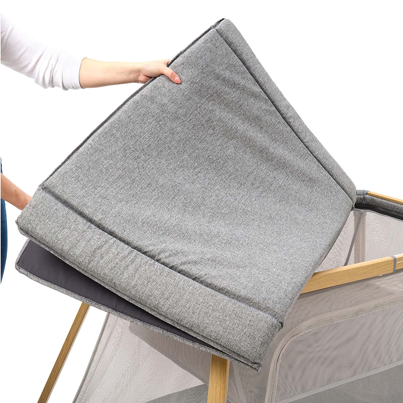 Tutti Bambini CoZee Go Crib