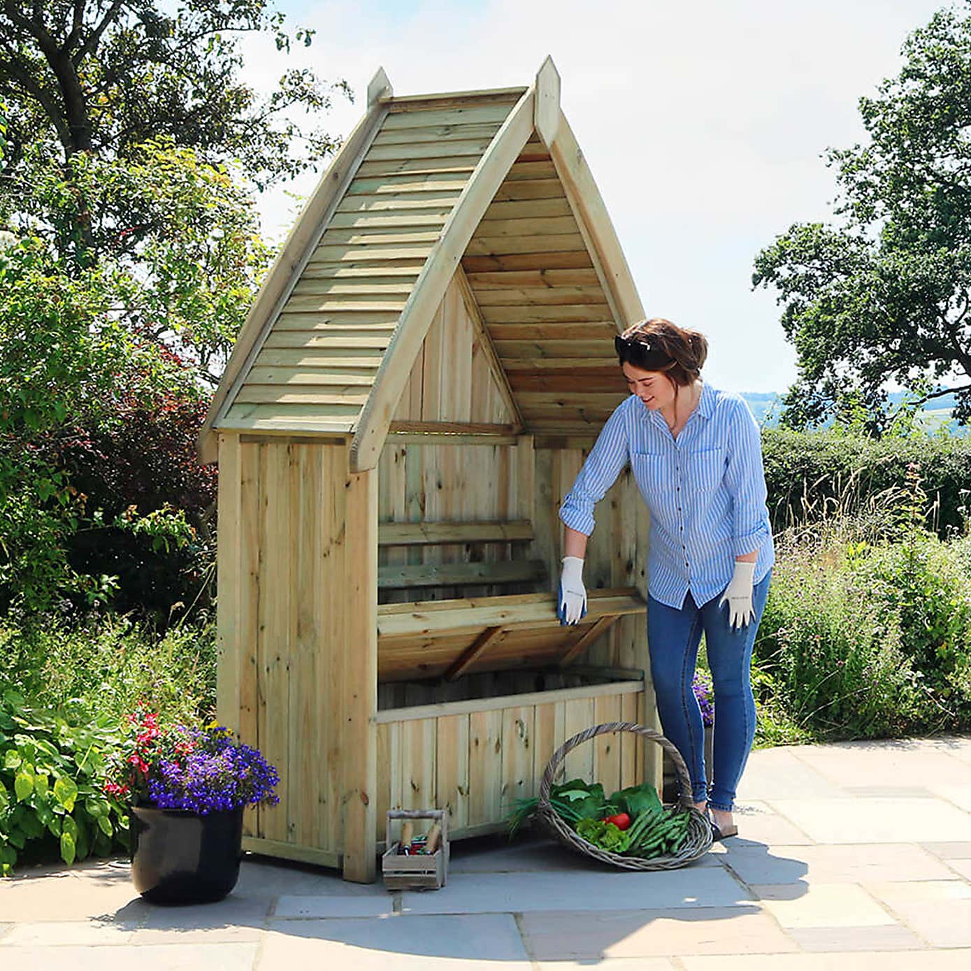Cheltenham Storage Arbour