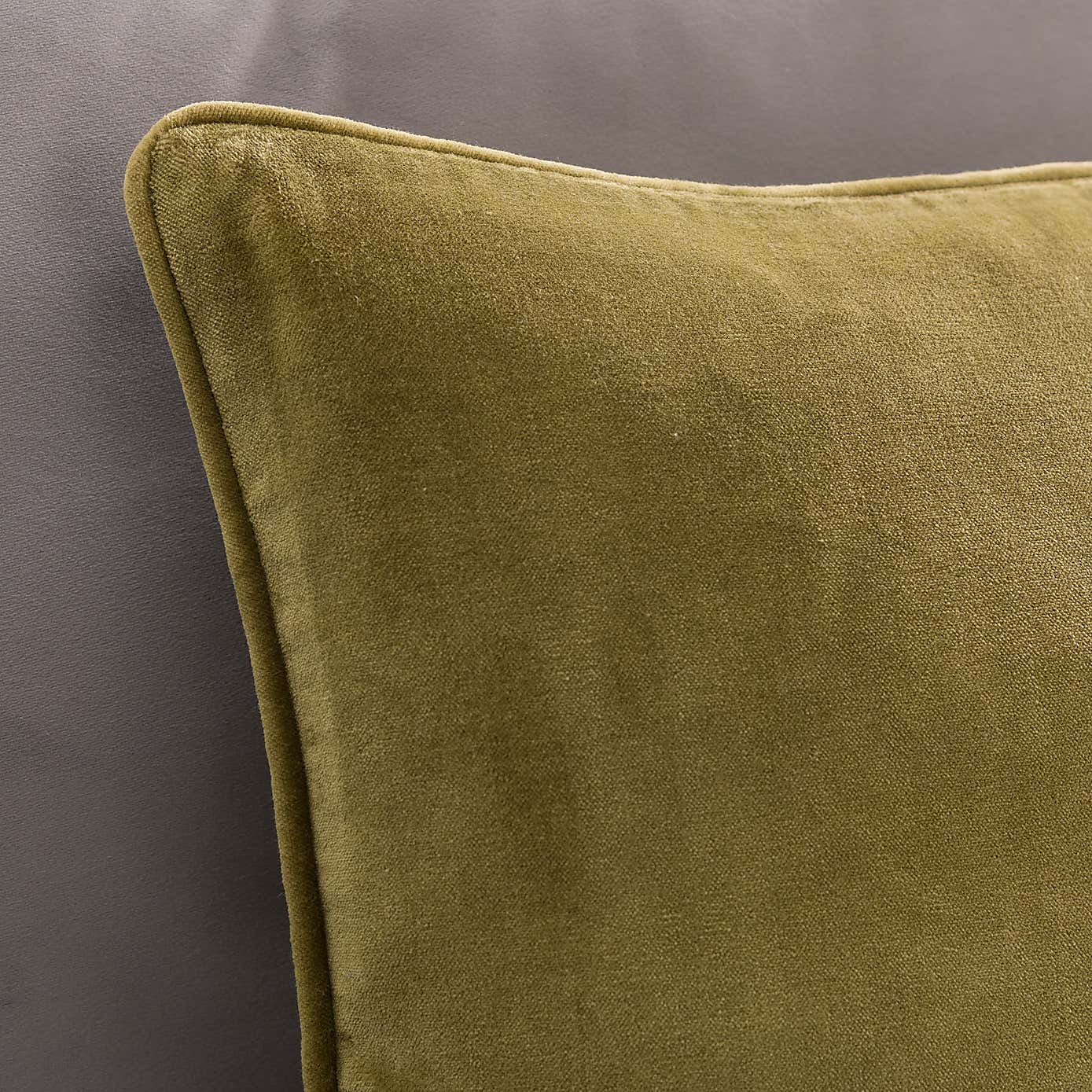 Clara Cotton Velvet Cushion