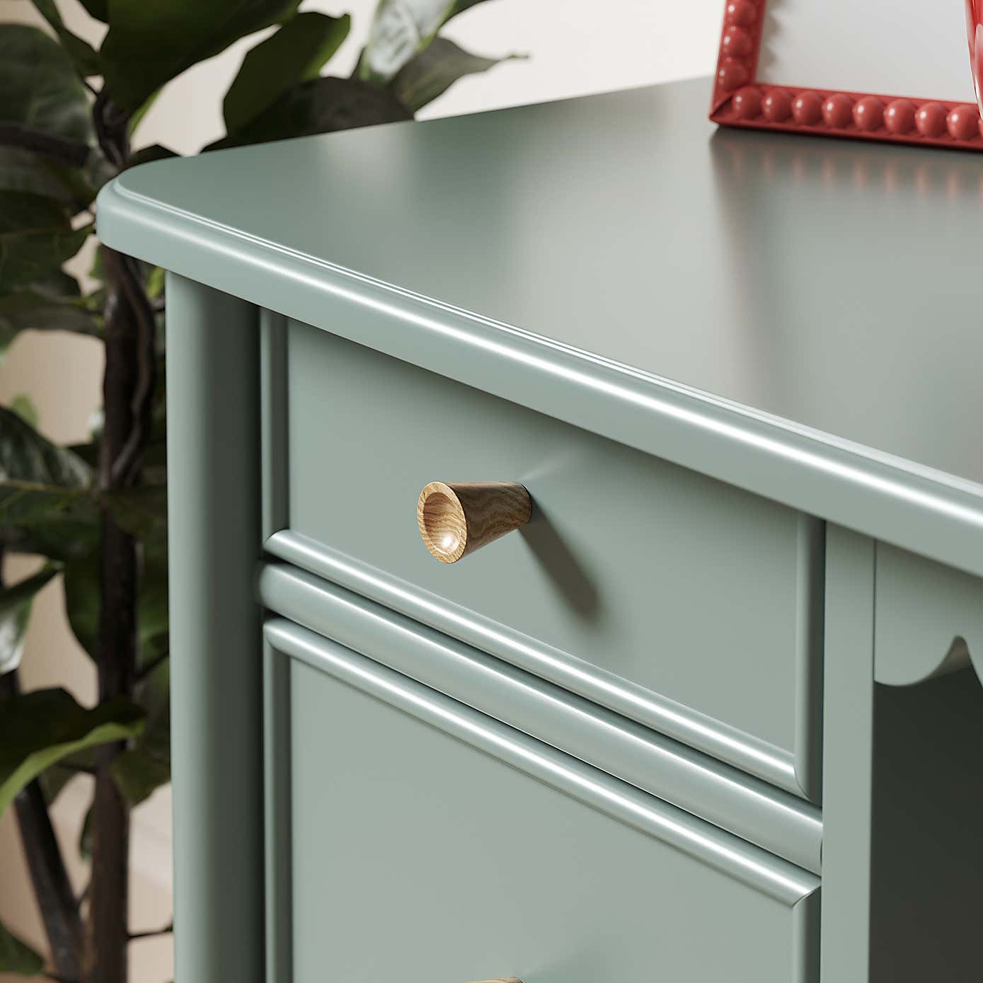 Remi Dressing Table