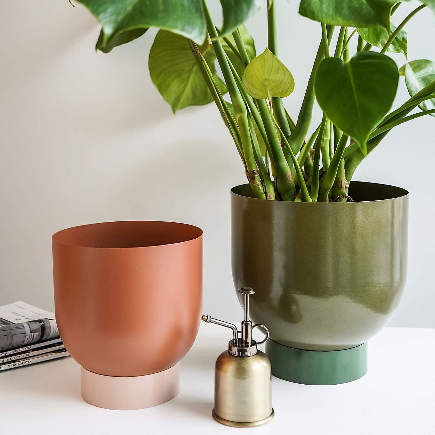 Set of 2 Austin Dual Metal Planters