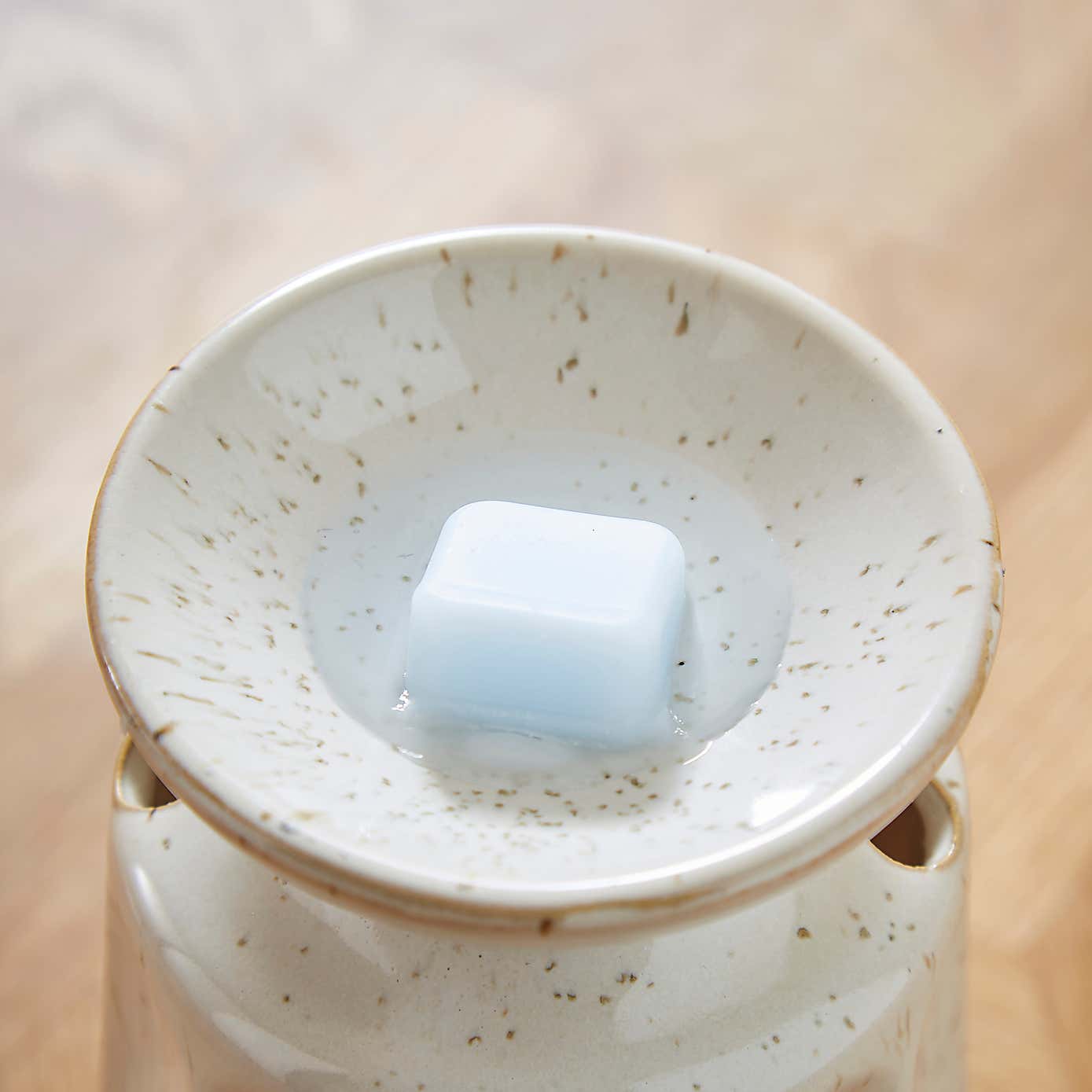 6 Pack of Core Plus Cotton and Blossom Wax Melts