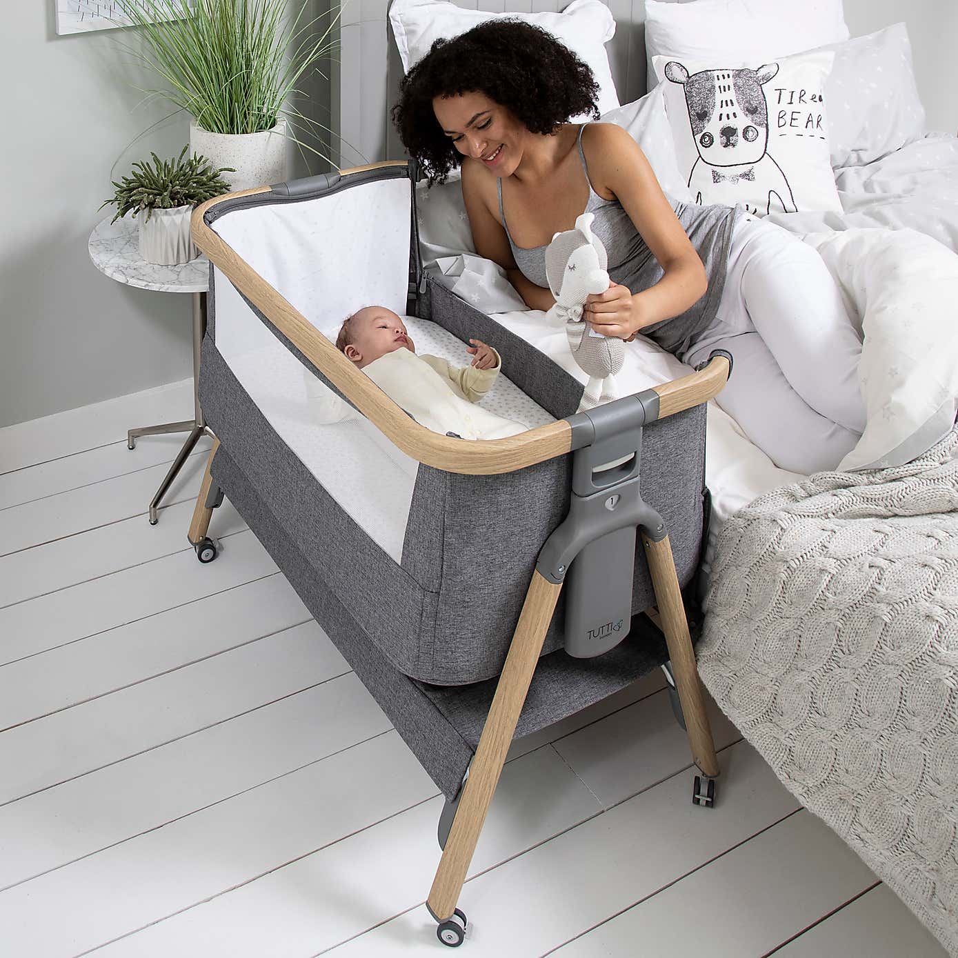 Tutti Bambini CoZee Air Bedside Crib