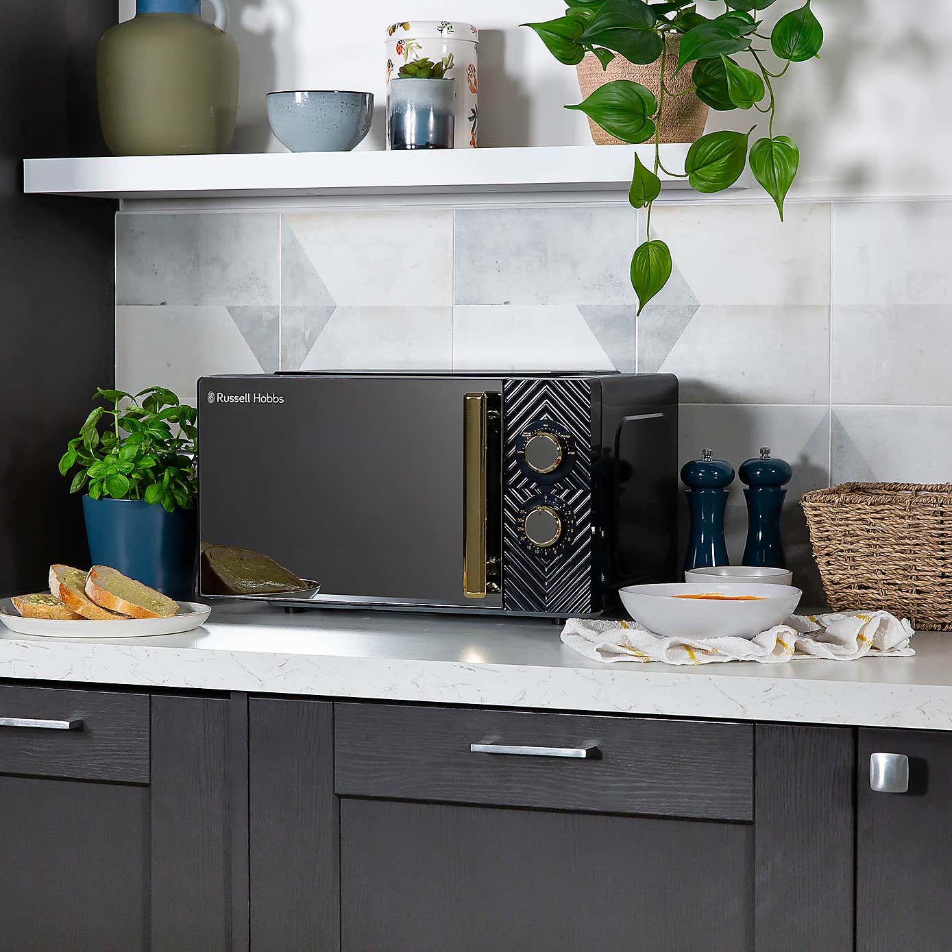 Russell Hobbs Groove 17L Manual Microwave