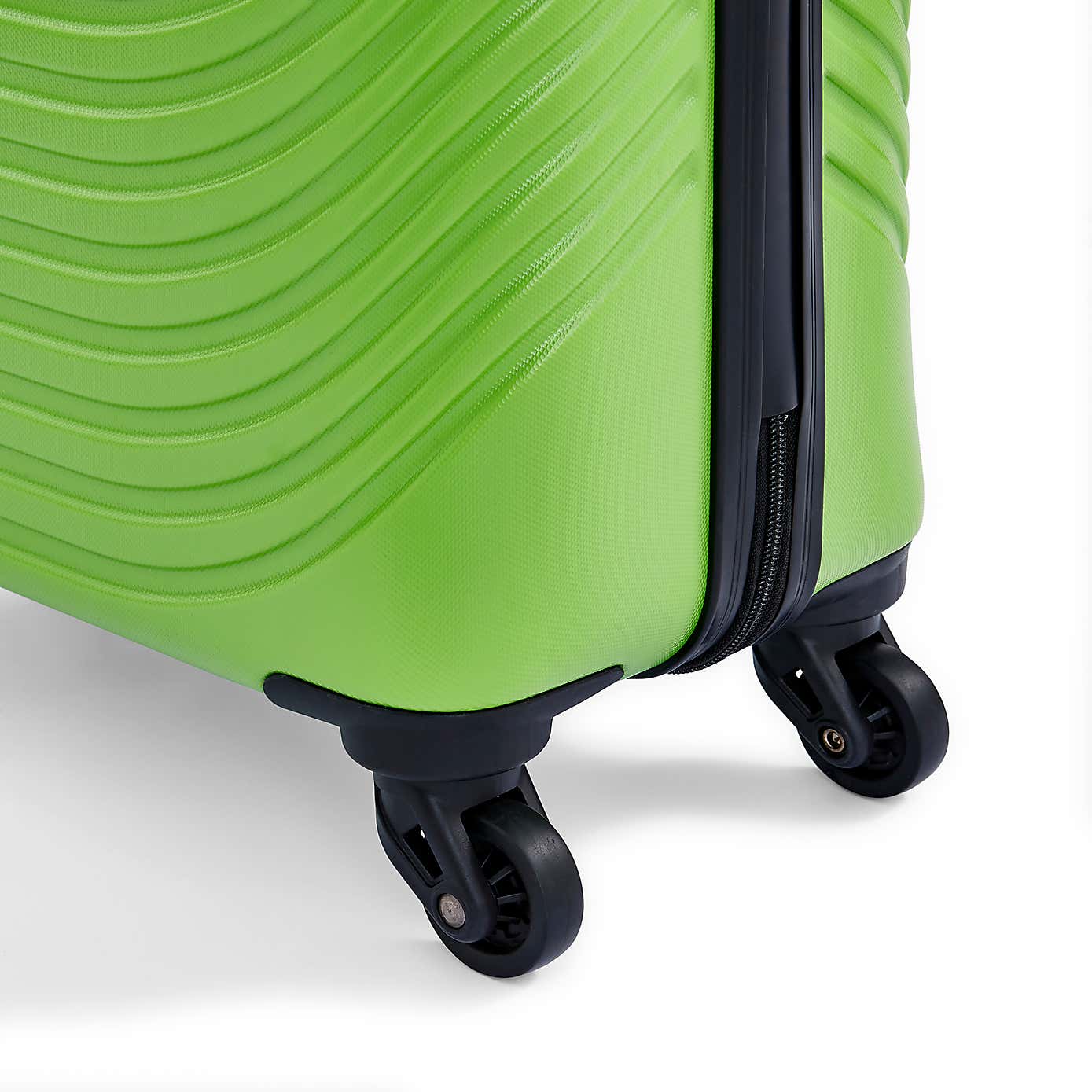 Elements Hard Shell Suitcase