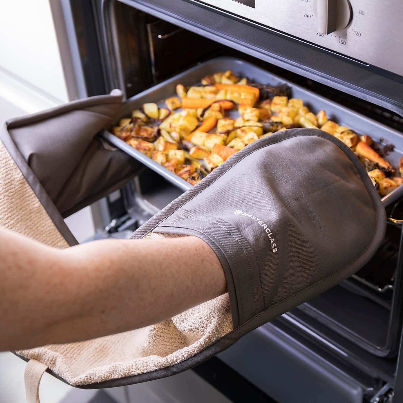 MasterClass Cotton Double Oven Glove