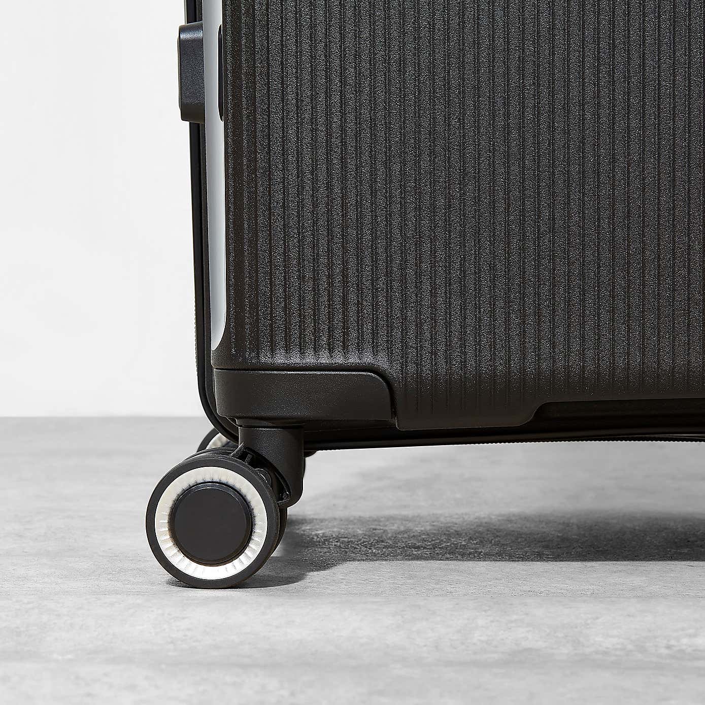 Rock Luggage Hudson Suitcase