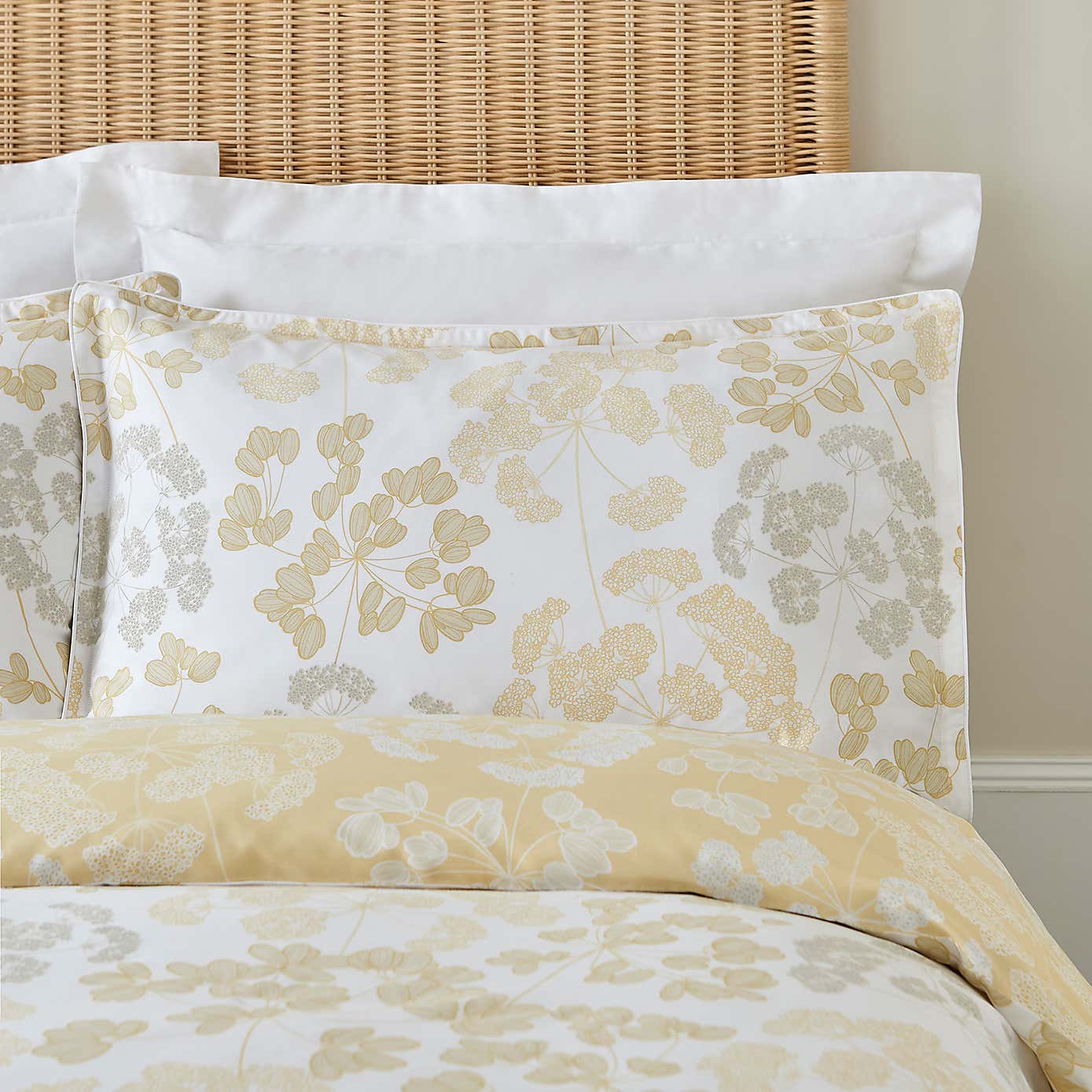 Dorma Daylesford Floral 100% Cotton Oxford Pillowcase Pair