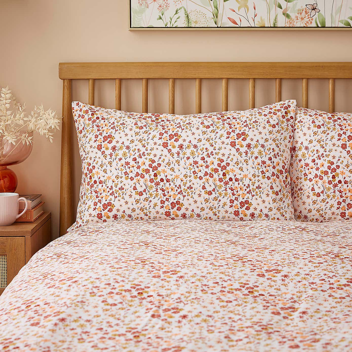 Novie Floral Polycotton Duvet Cover & Pillowcase Set