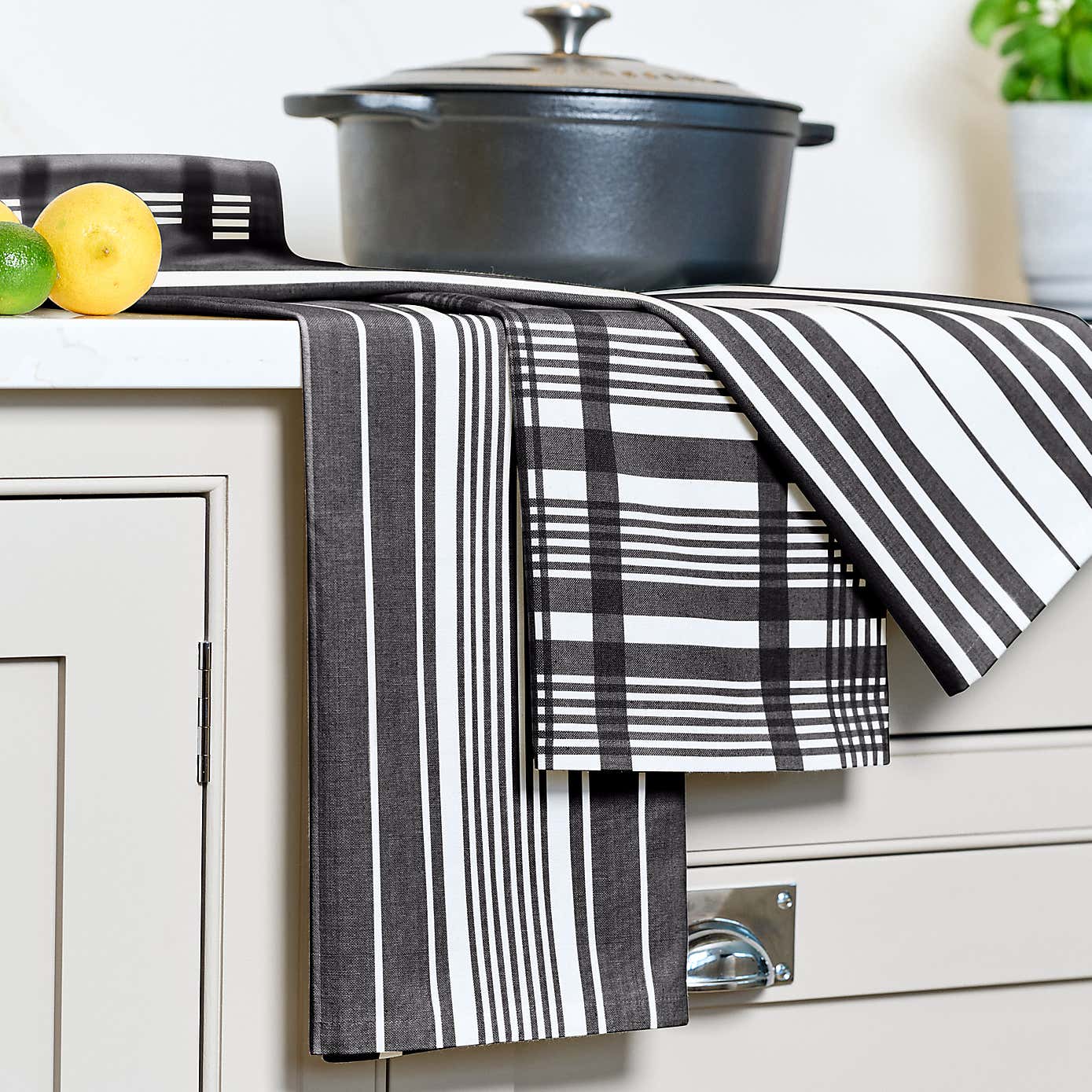 Dexam Love Colour Set of 3 Extra Large Tea Towels