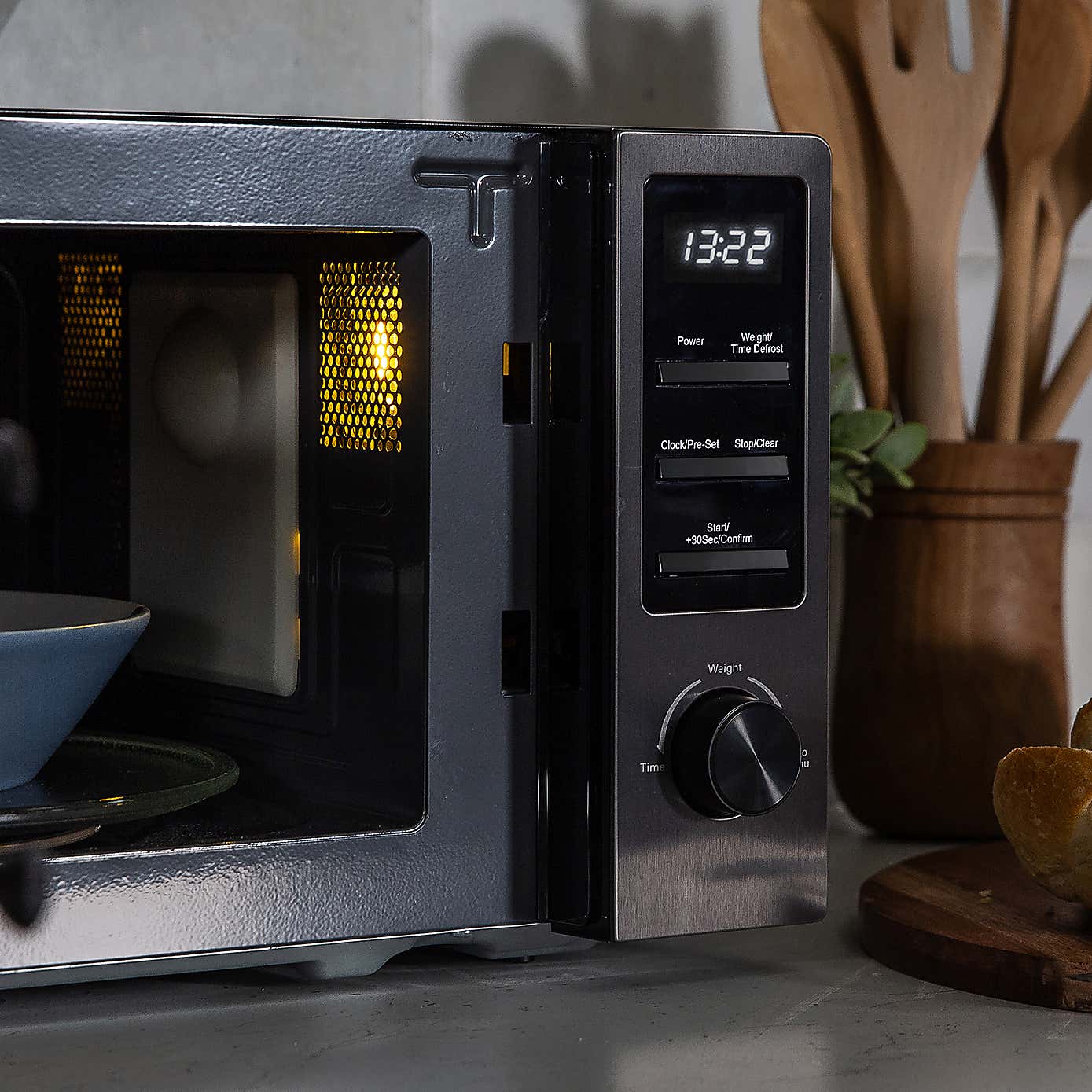 Russell Hobbs 20L 800W Digital Microwave