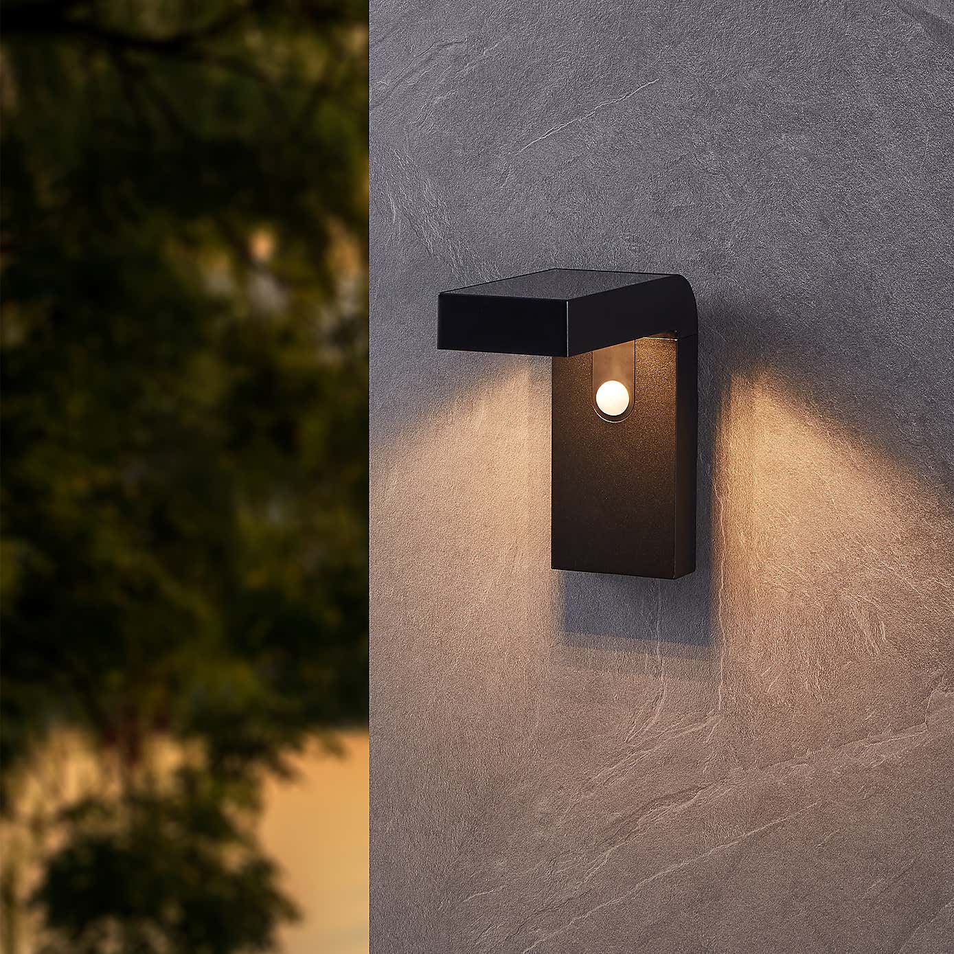 EGLO Baracconi PIR Solar Wall Light