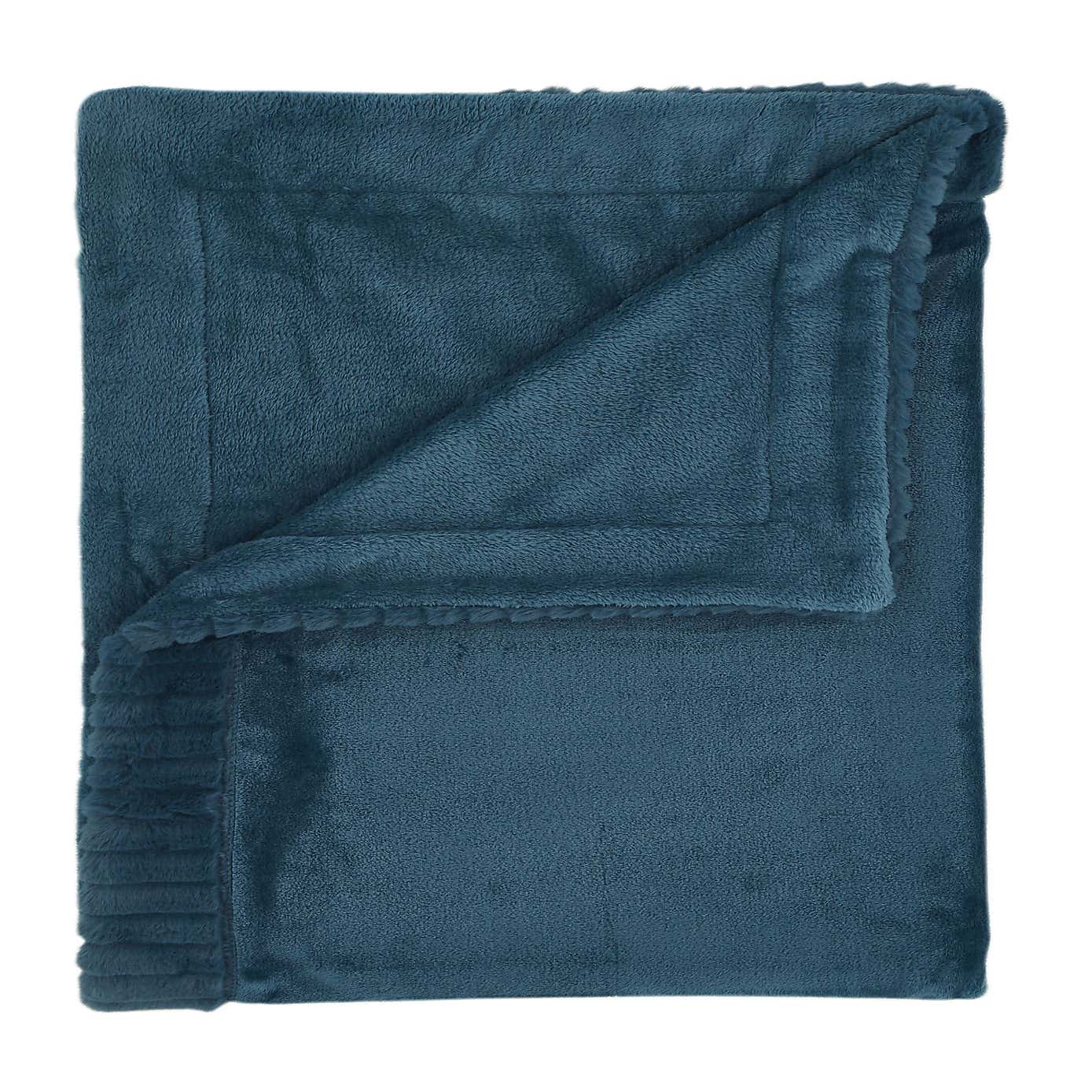 Catherine Lansfield Faux Velvet 150cm x 200cm Throw